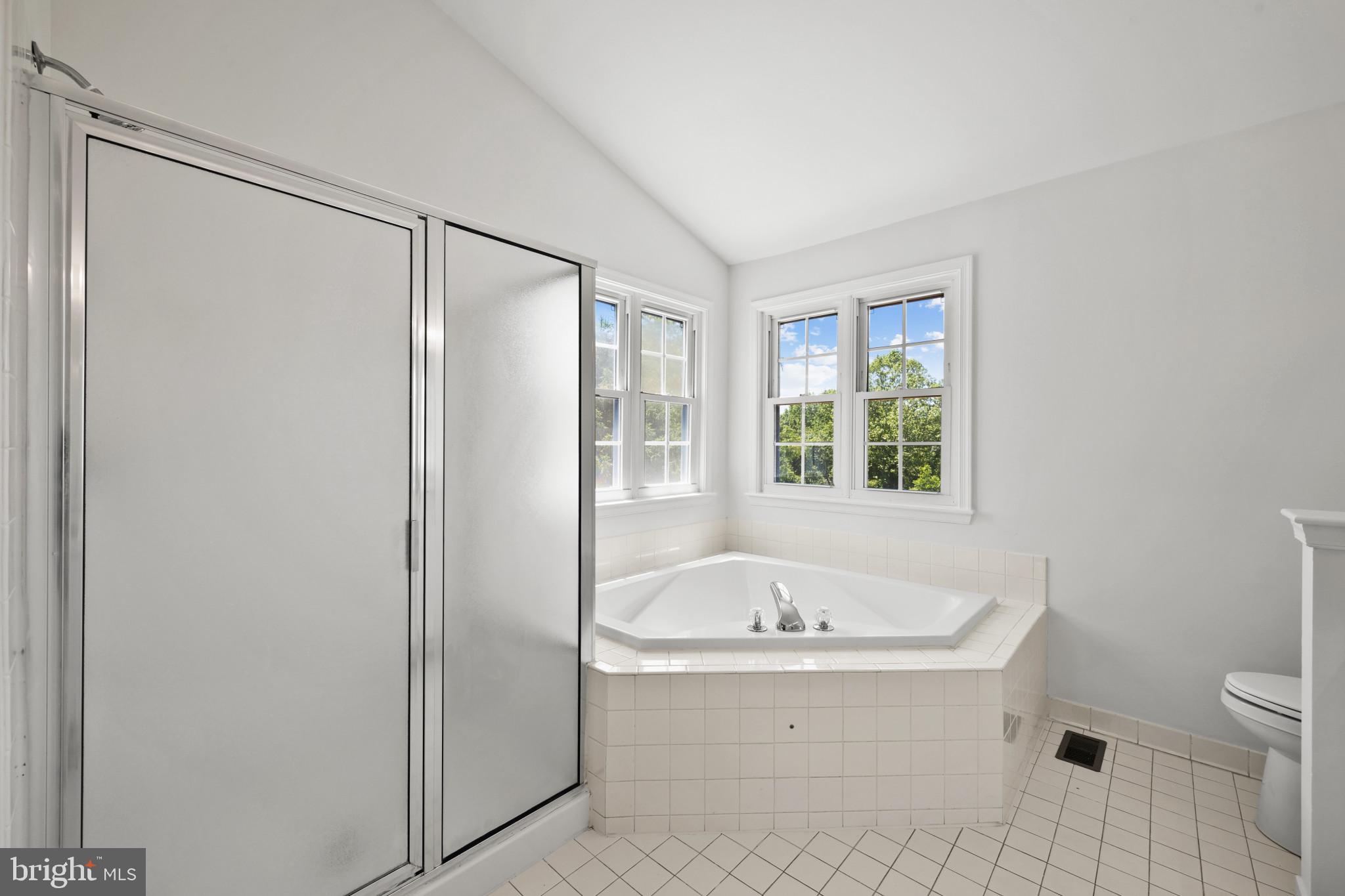 BRYNWOOD HILLS - Residential
