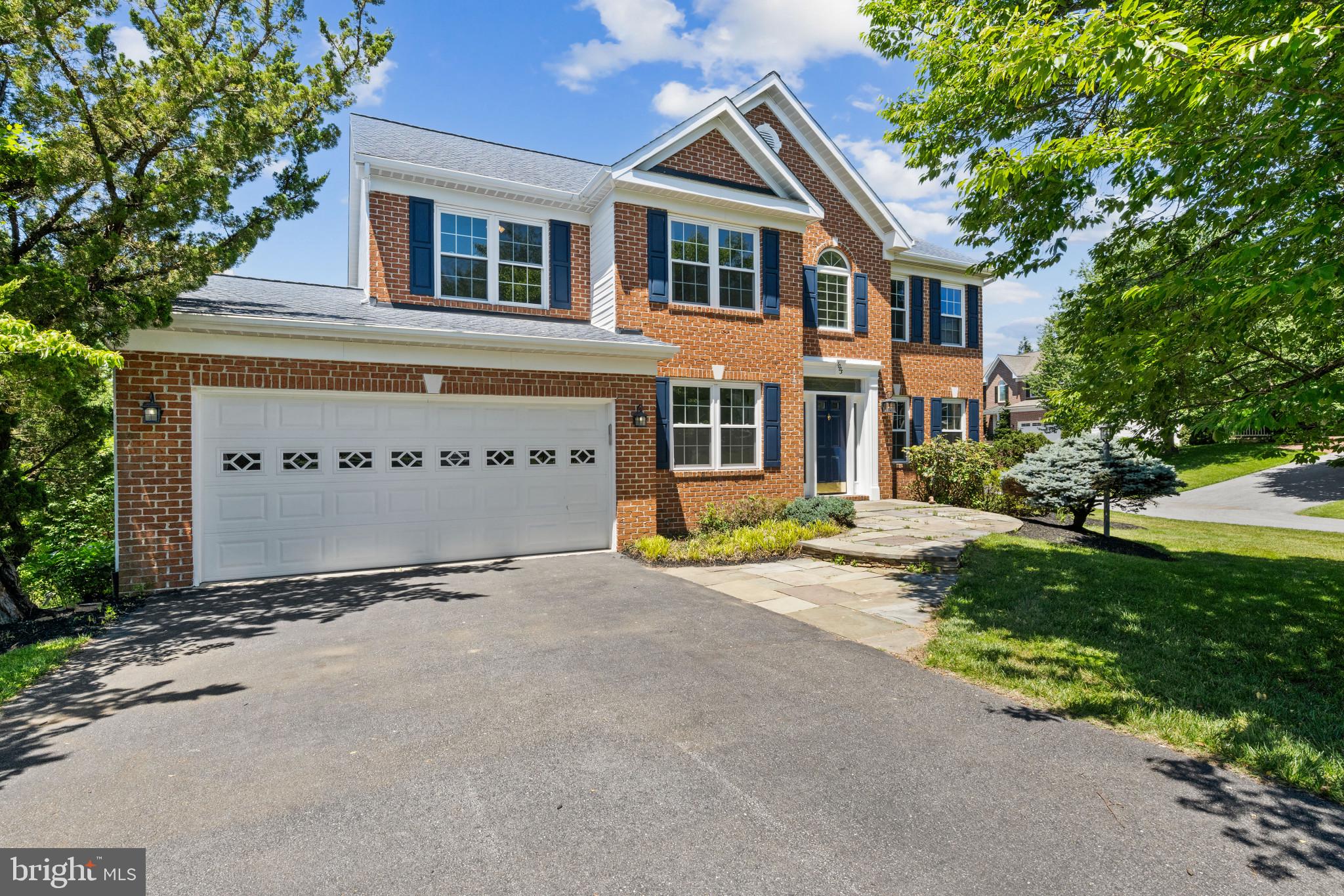 BRYNWOOD HILLS - Residential