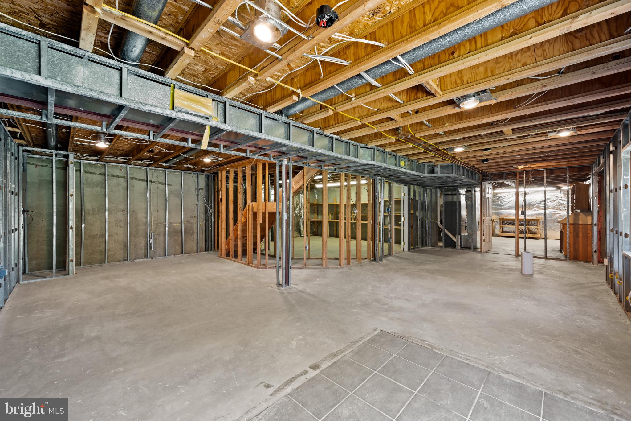BRYNWOOD HILLS - Residential