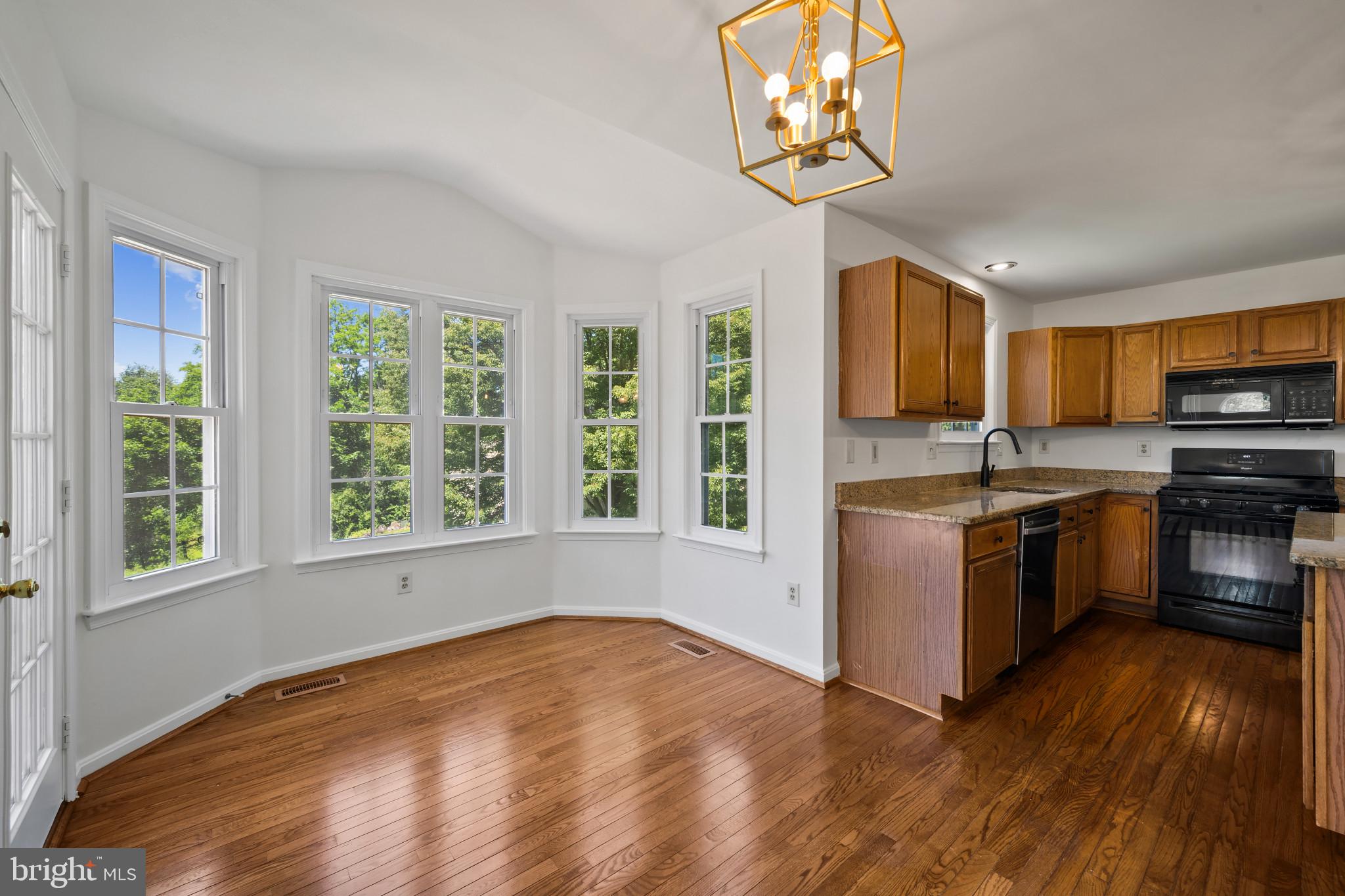 BRYNWOOD HILLS - Residential