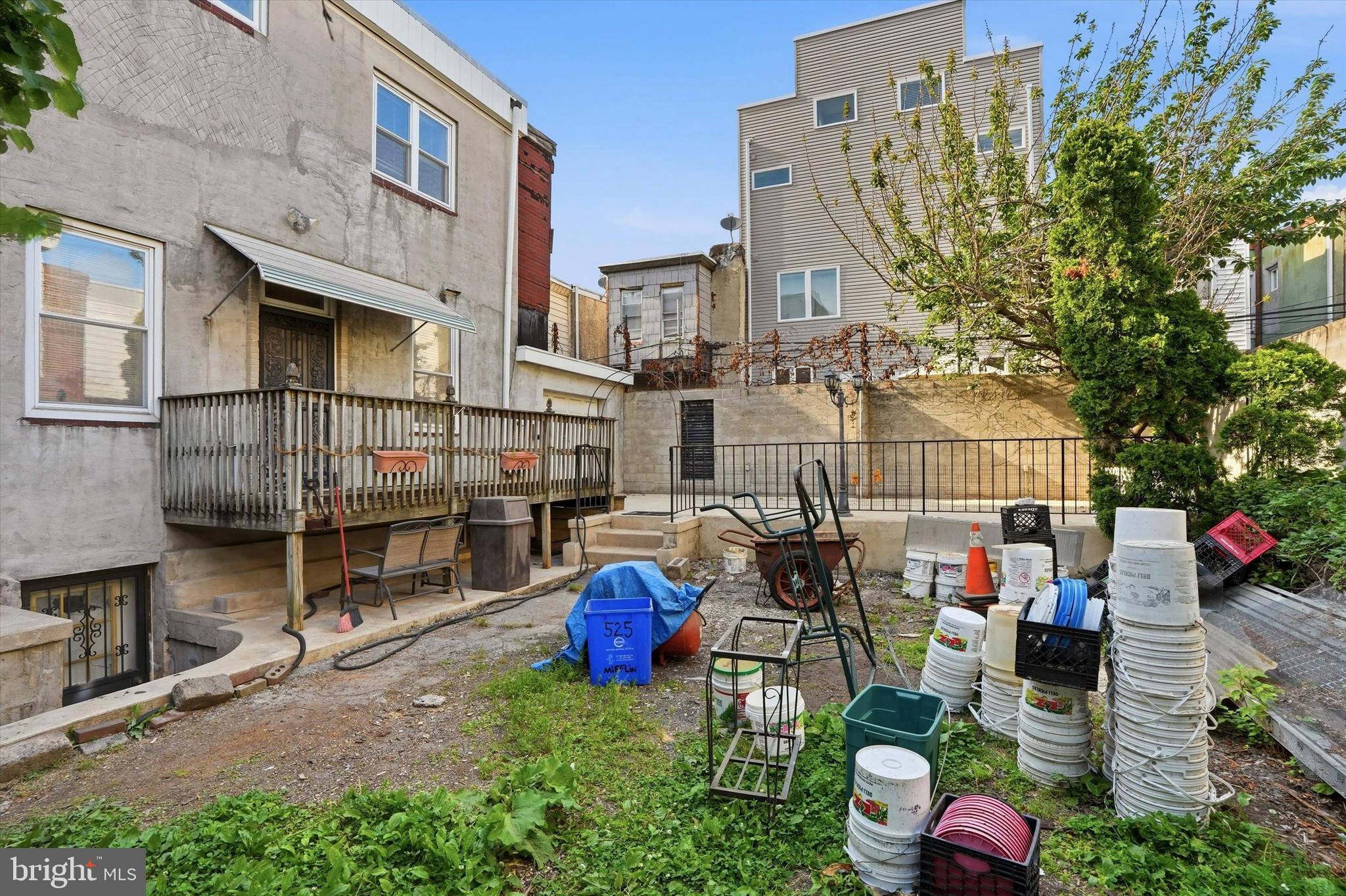 DICKINSON NARROWS - Residential