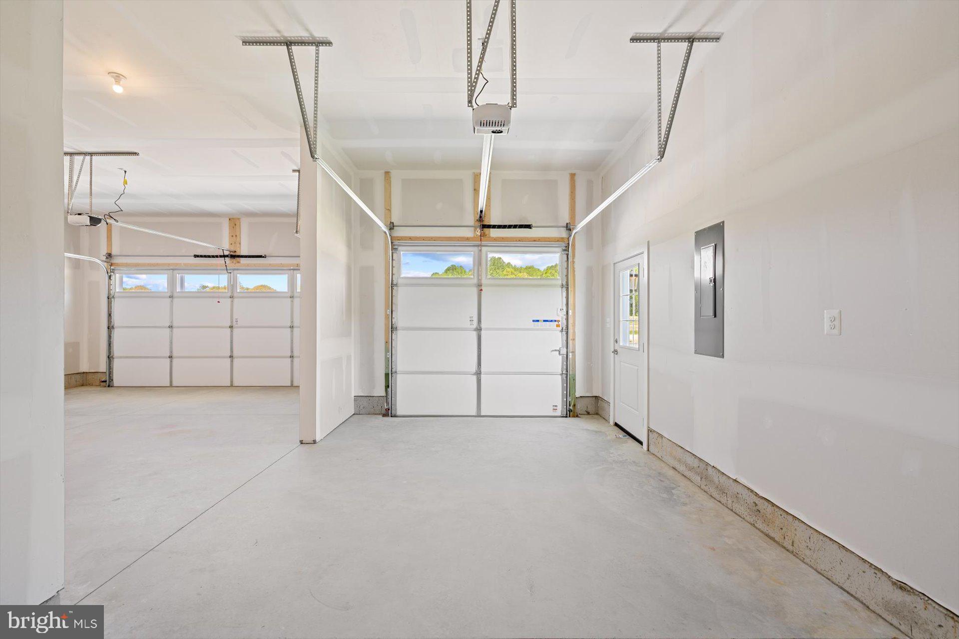 CYPRESS CREEK ESTATES - Residential