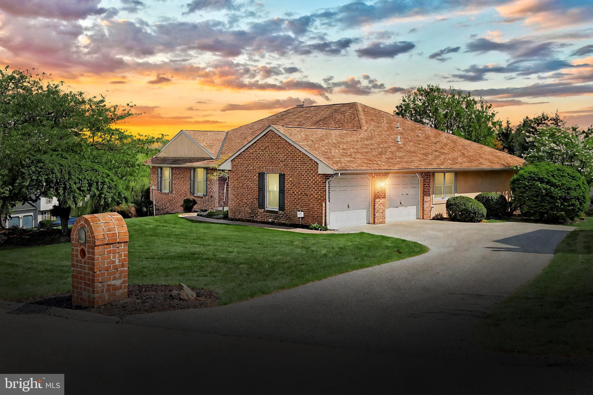 KENDALE HEIGHTS - Residential