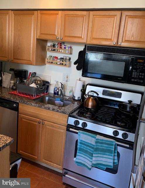 GRADUATE HOSPITAL - Residential Lease