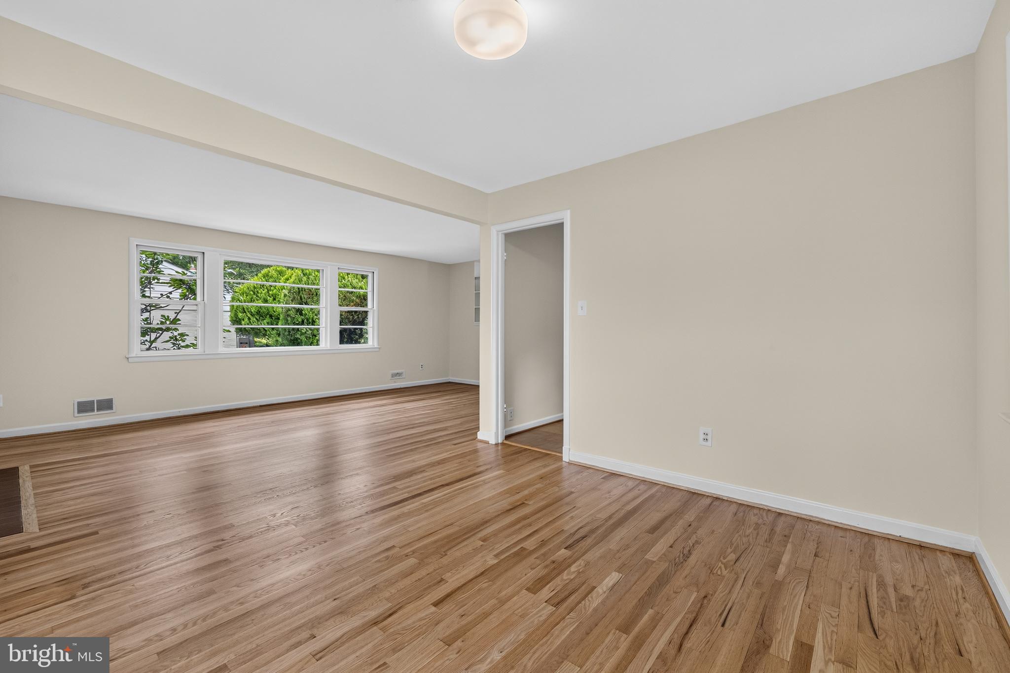 KENSINGTON - Residential