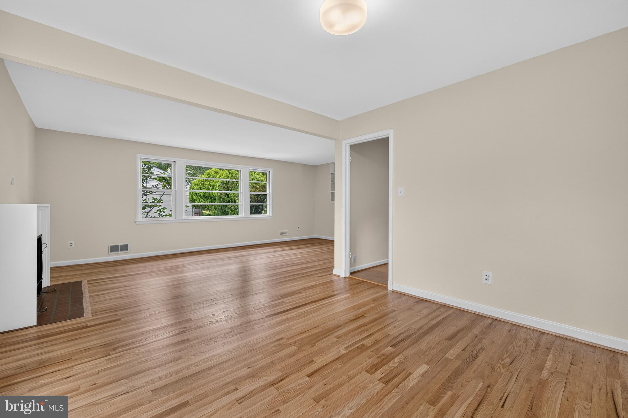 KENSINGTON - Residential