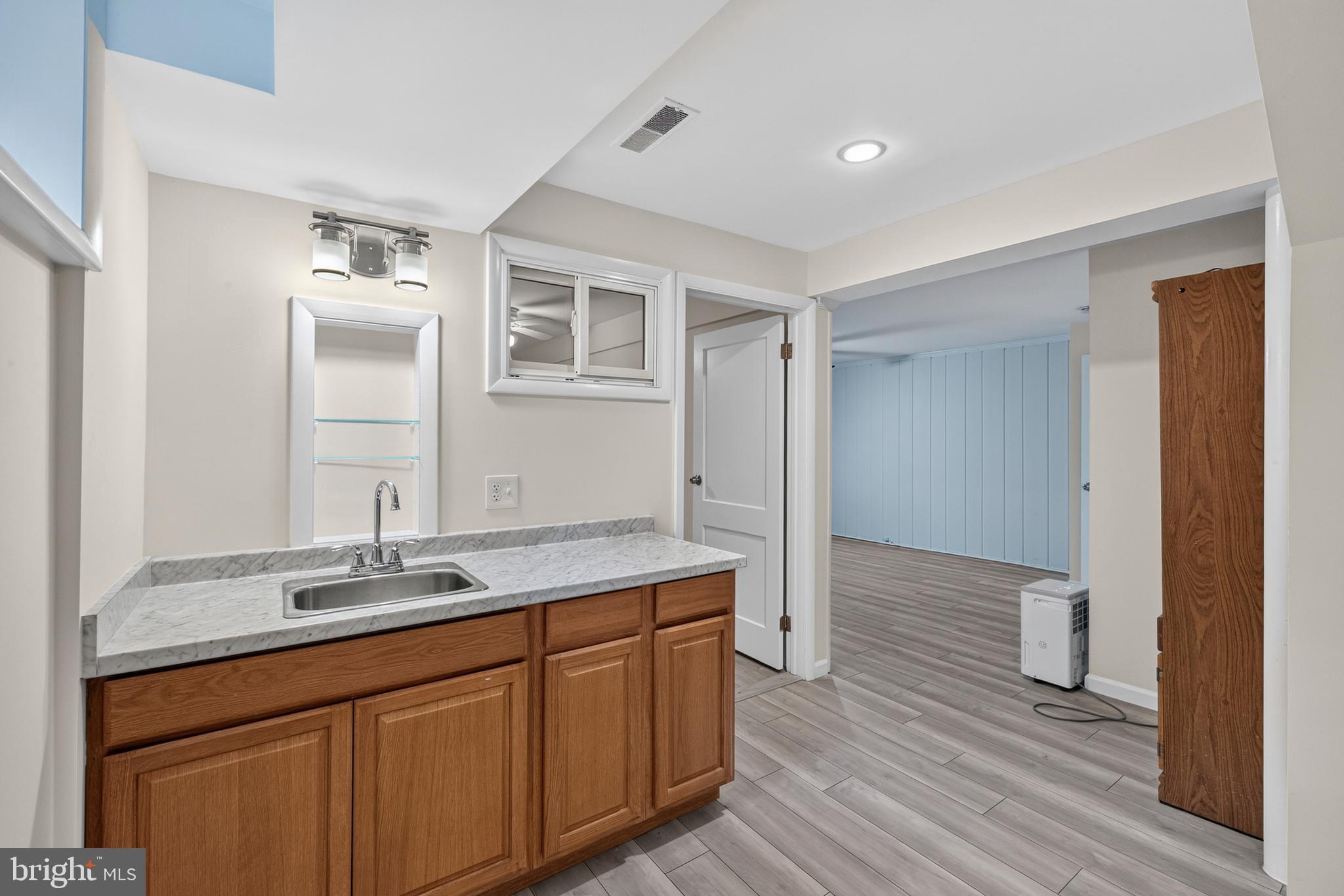 KENSINGTON - Residential