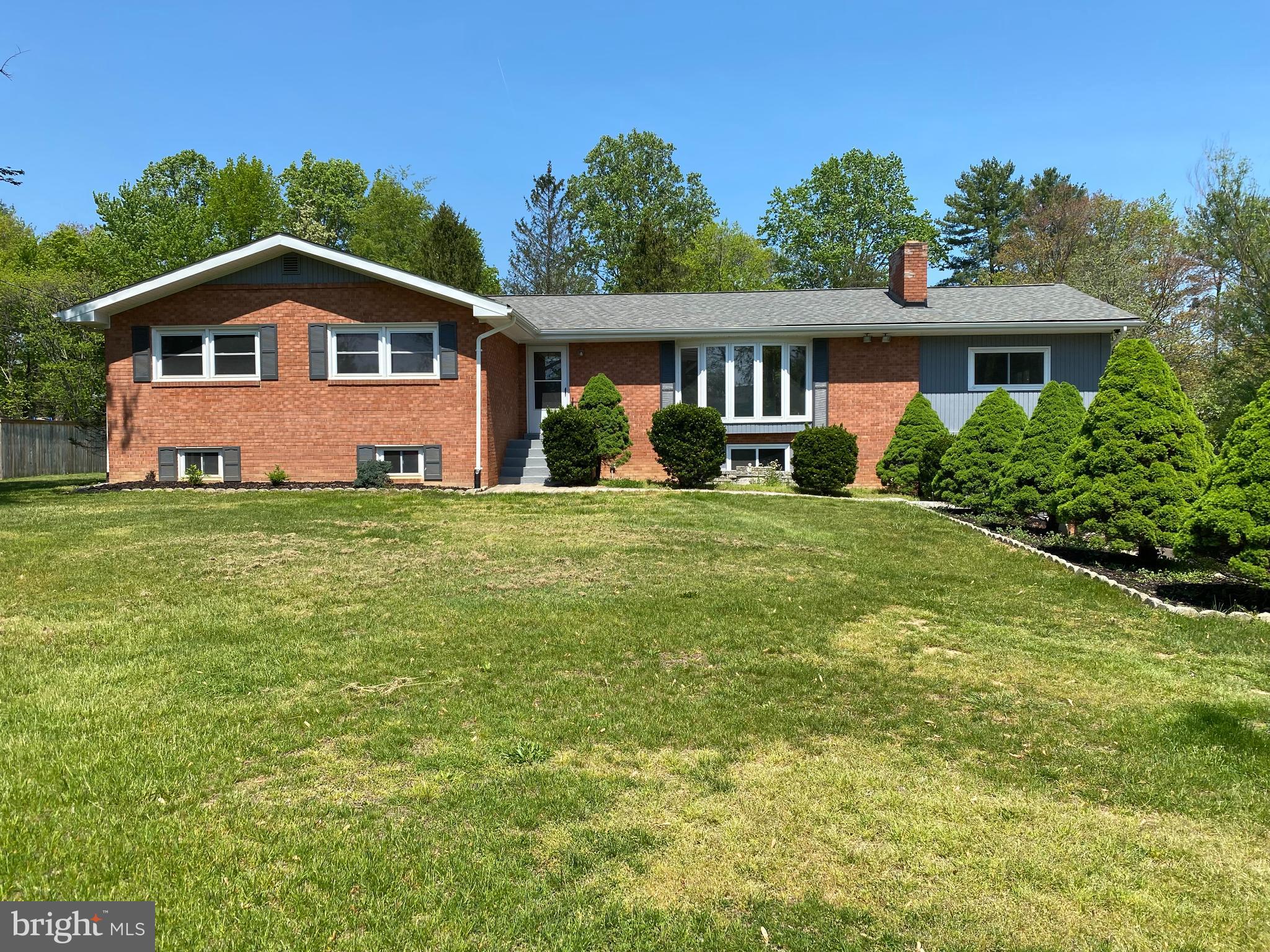 ROCK SPRINGS - Residential Lease
