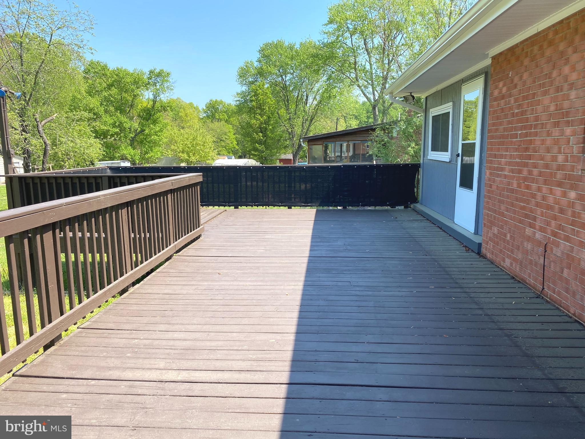 ROCK SPRINGS - Residential Lease
