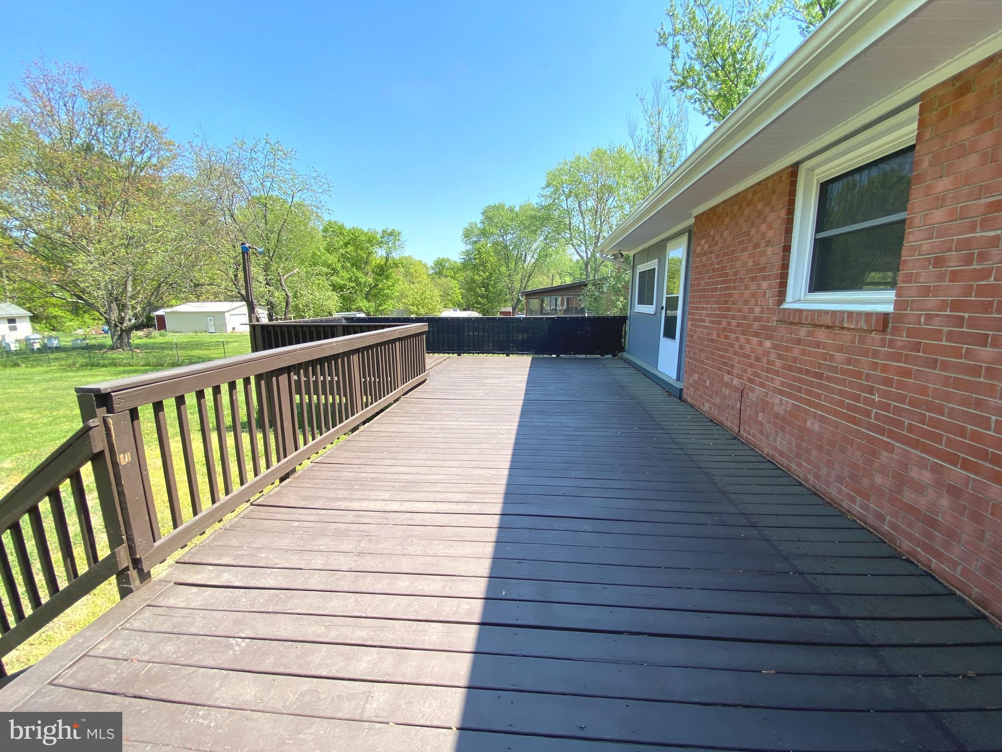 ROCK SPRINGS - Residential Lease