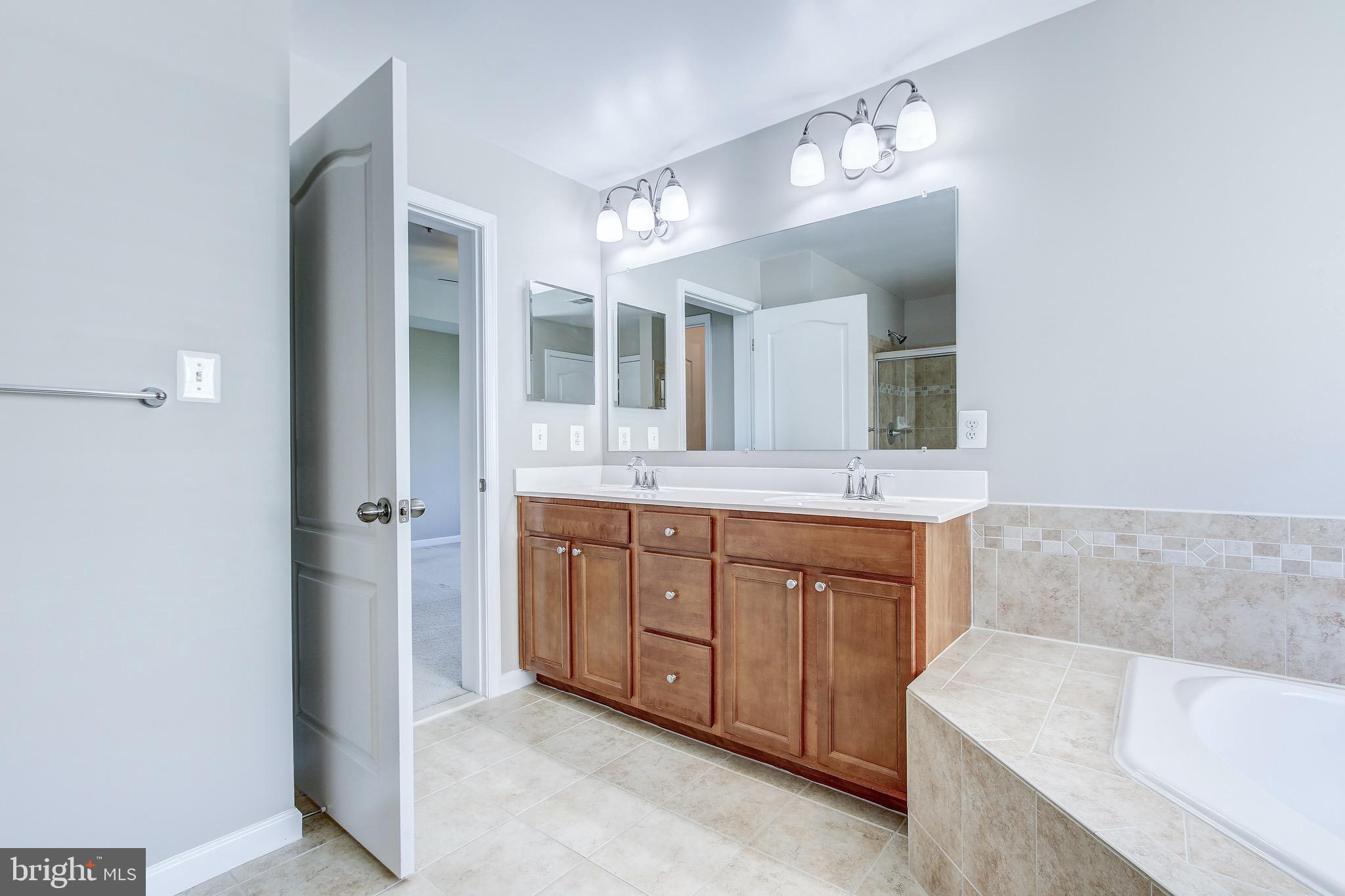 GATEWAY COMMONS - Residential