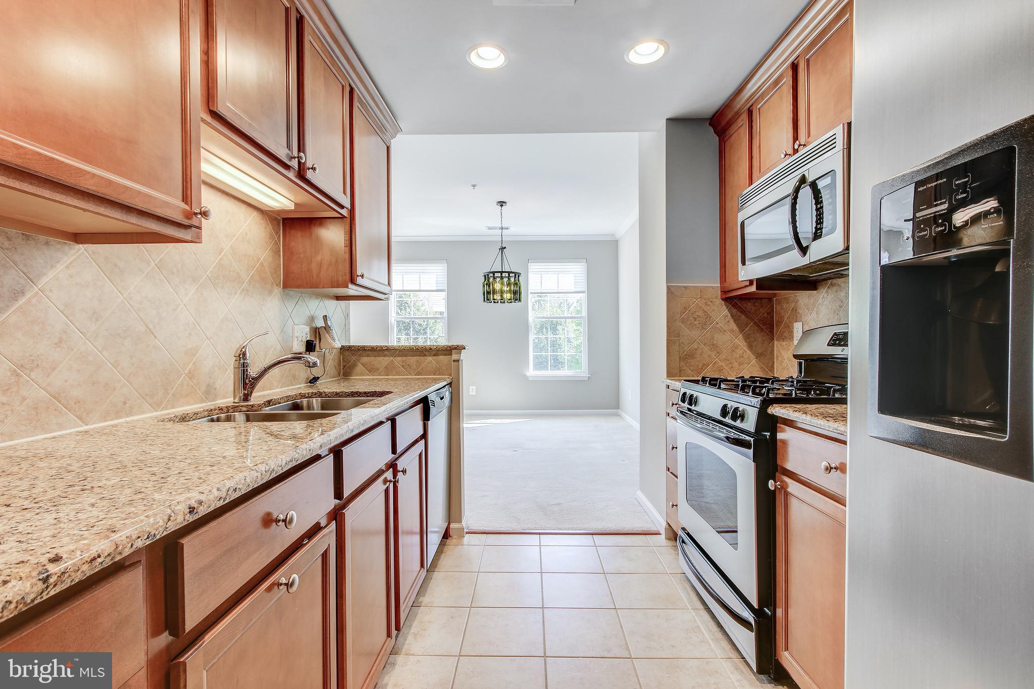 GATEWAY COMMONS - Residential