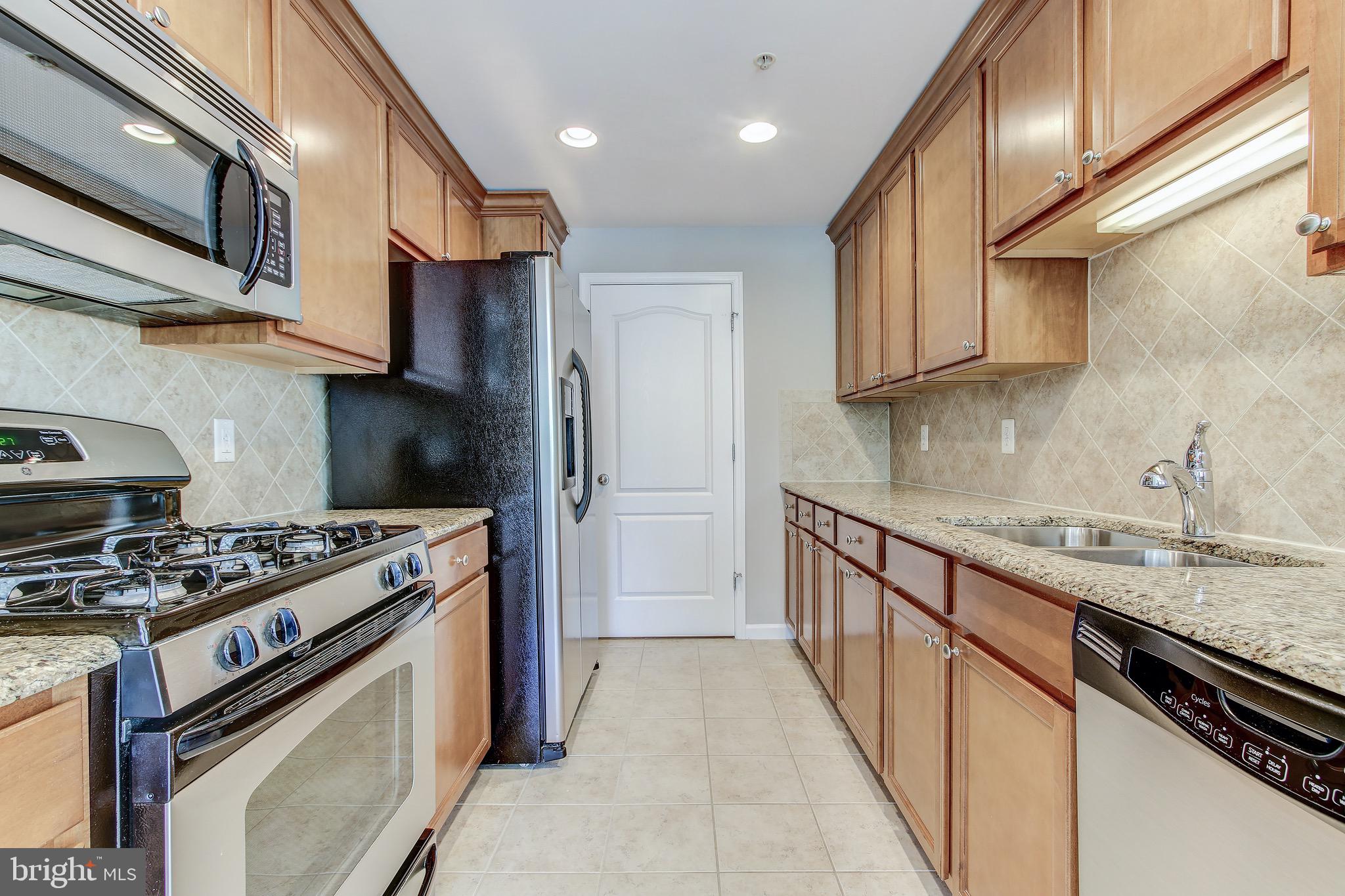 GATEWAY COMMONS - Residential