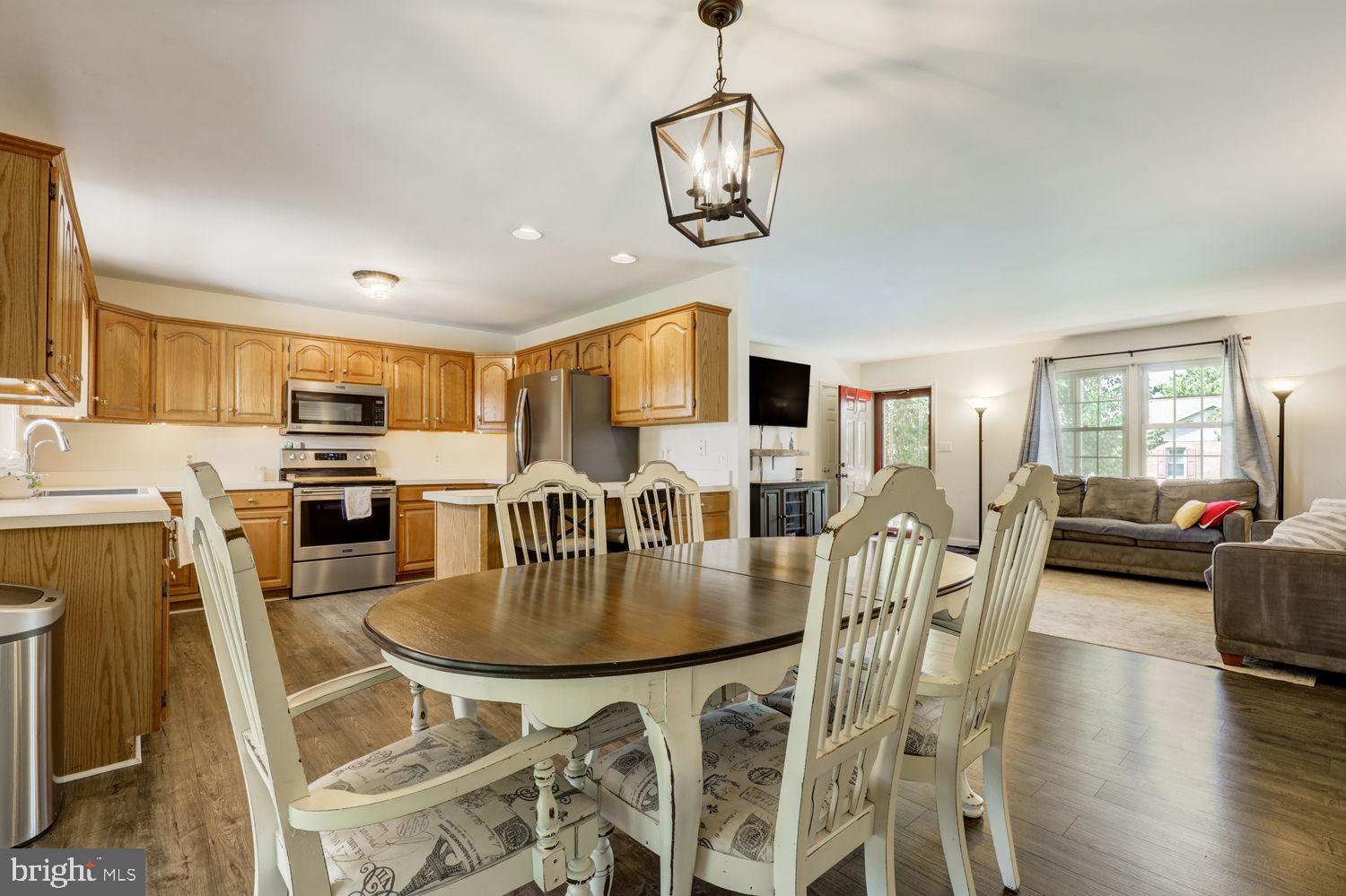 BRECKNOCK TOWNSHIP - Residential