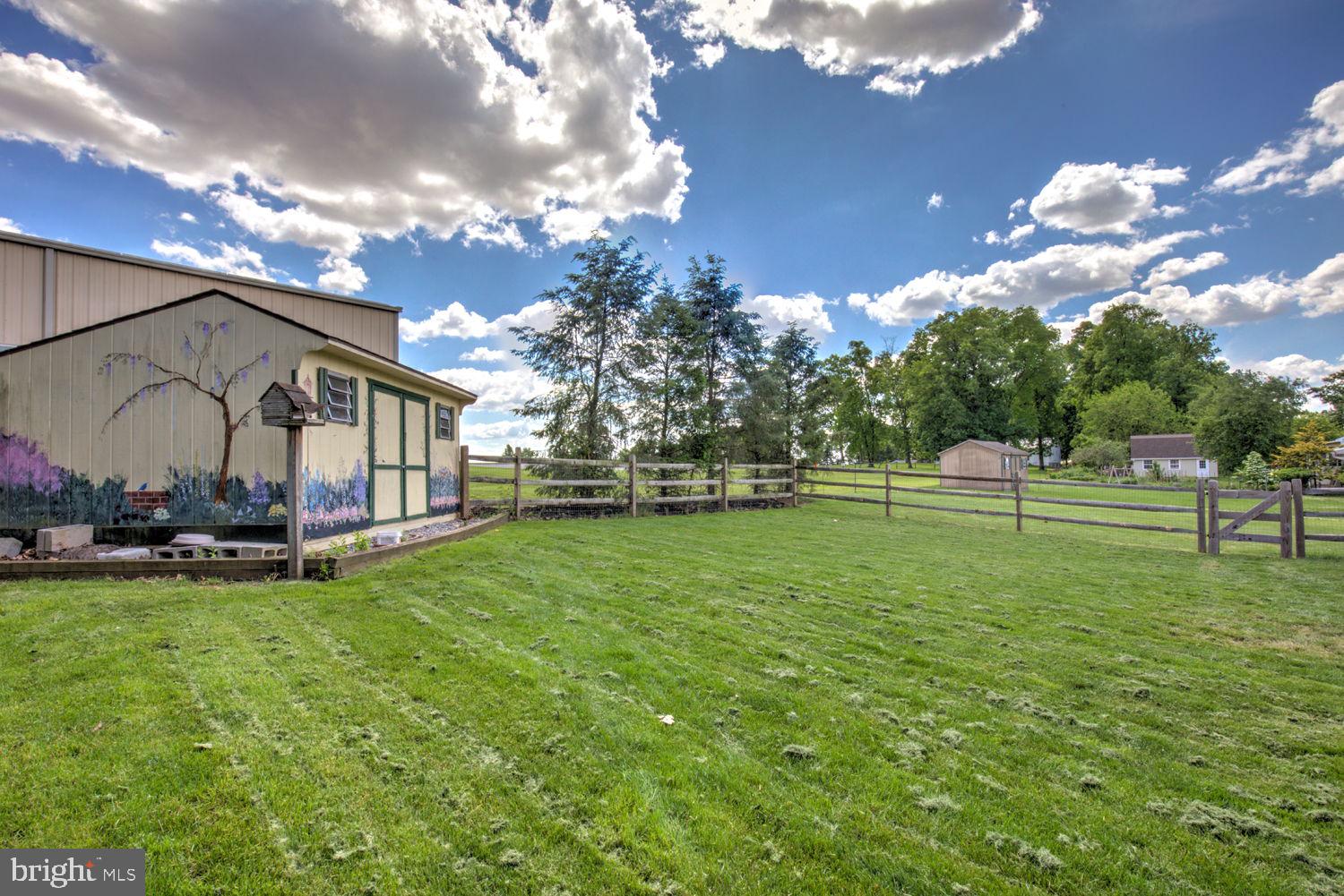 BRECKNOCK TOWNSHIP - Residential