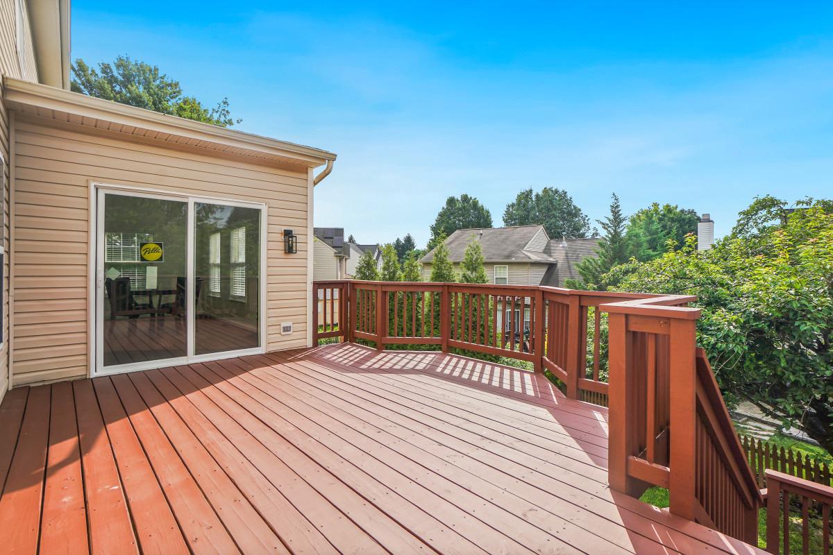 WILLOW BROOK - Residential