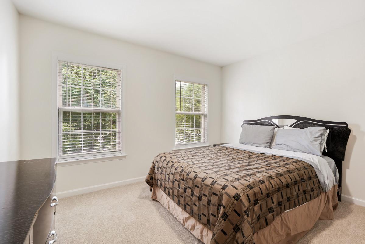 WILLOW BROOK - Residential