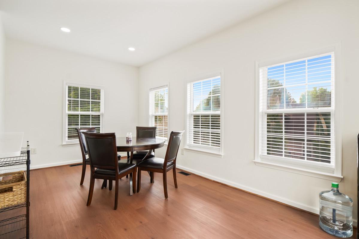 WILLOW BROOK - Residential