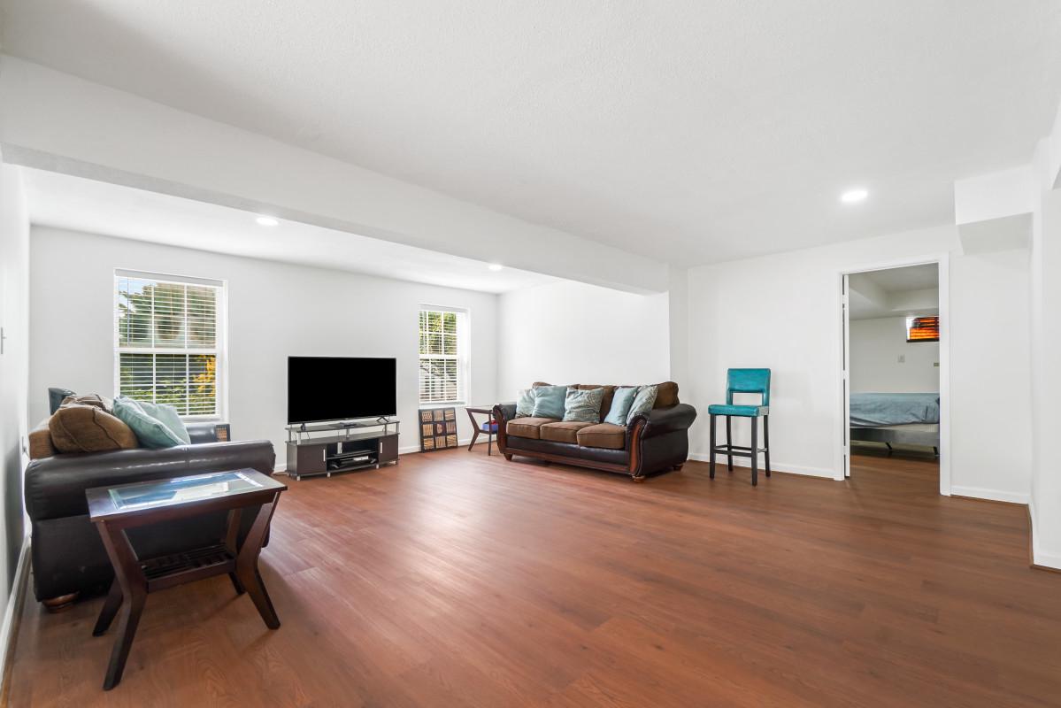 WILLOW BROOK - Residential