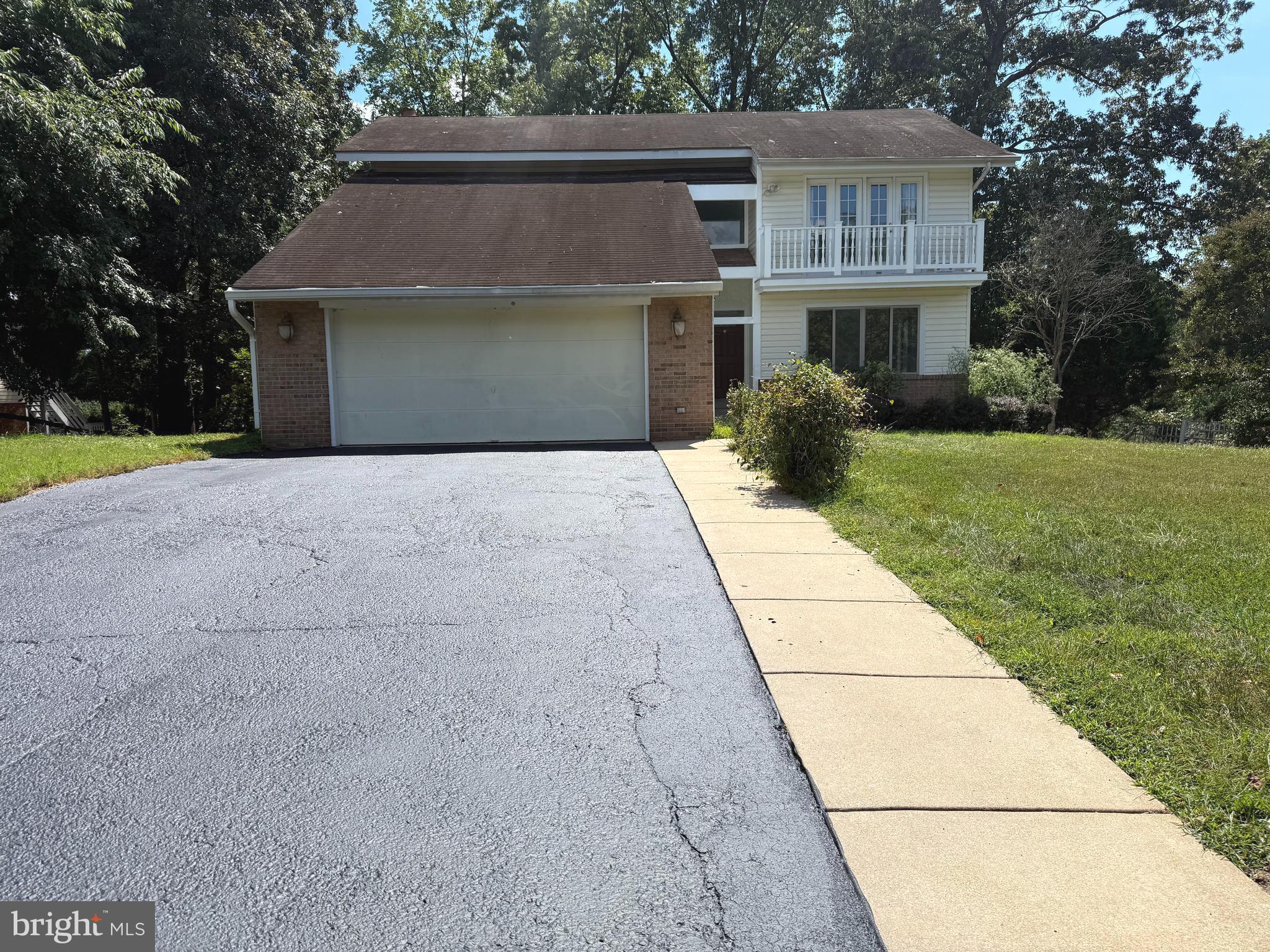 GALLOWS ESTATES - Residential
