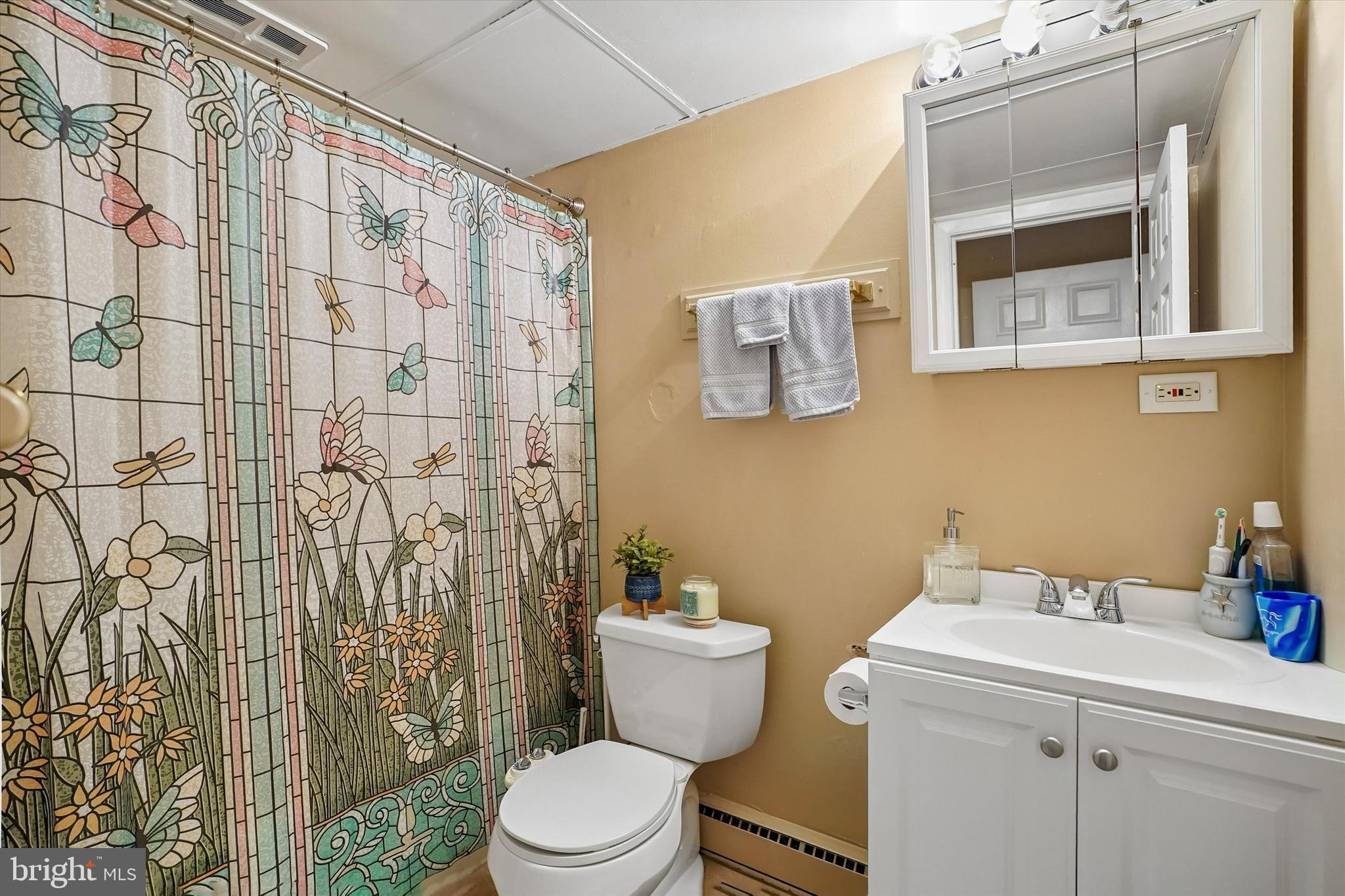 HAVERFORD HILL - Residential
