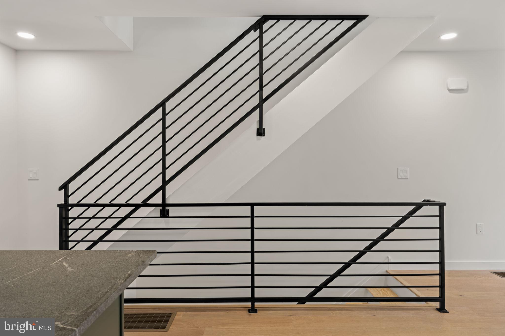 PORT RICHMOND - Residential