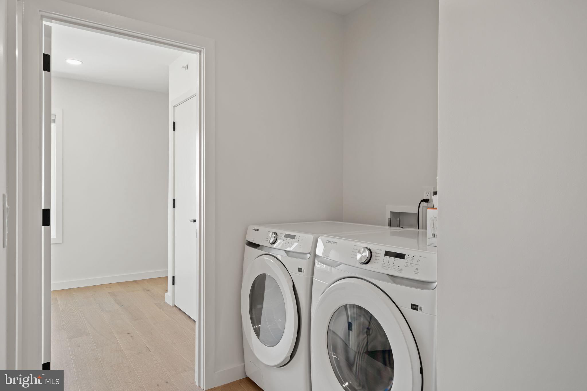 PORT RICHMOND - Residential