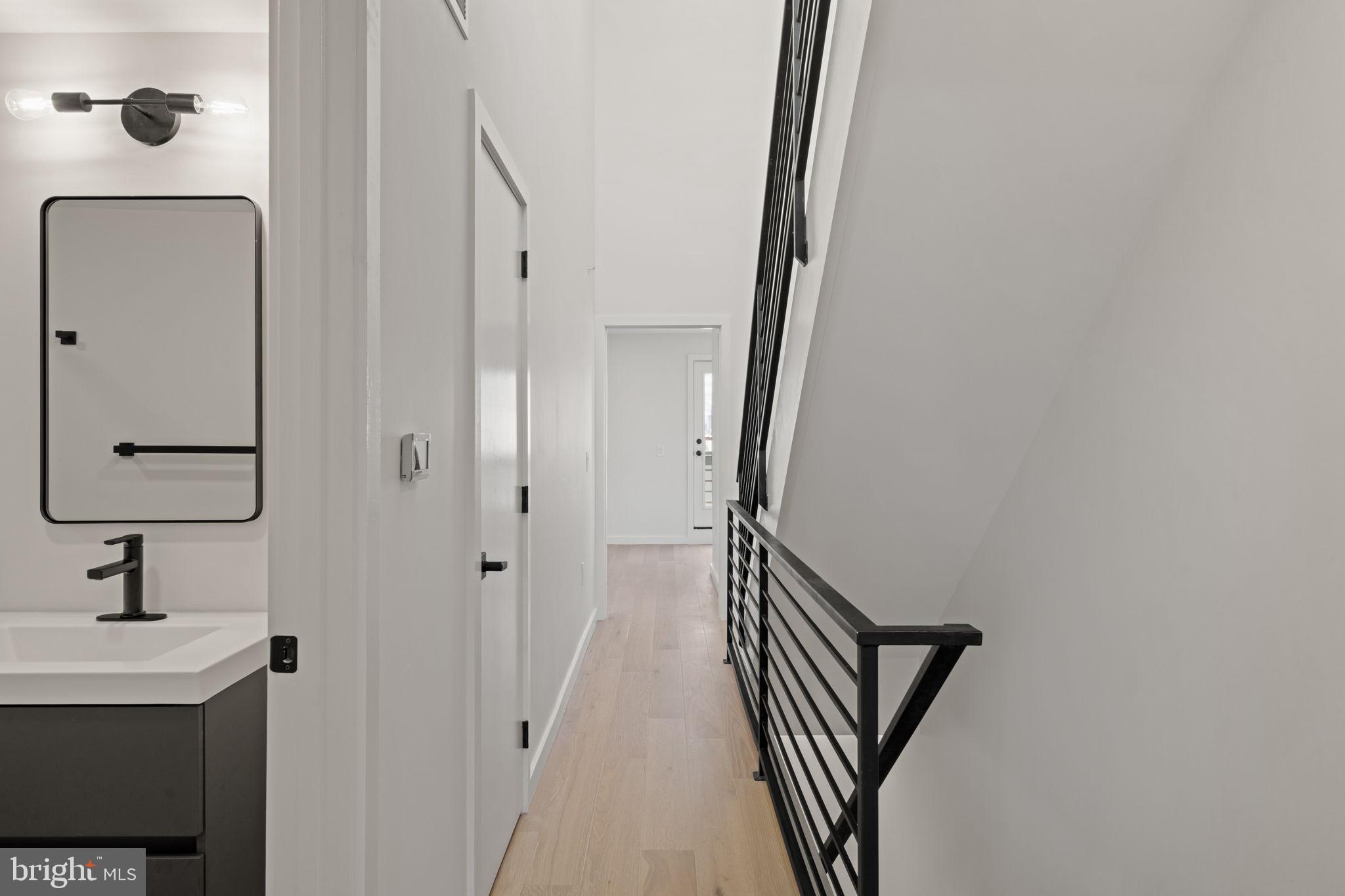 PORT RICHMOND - Residential