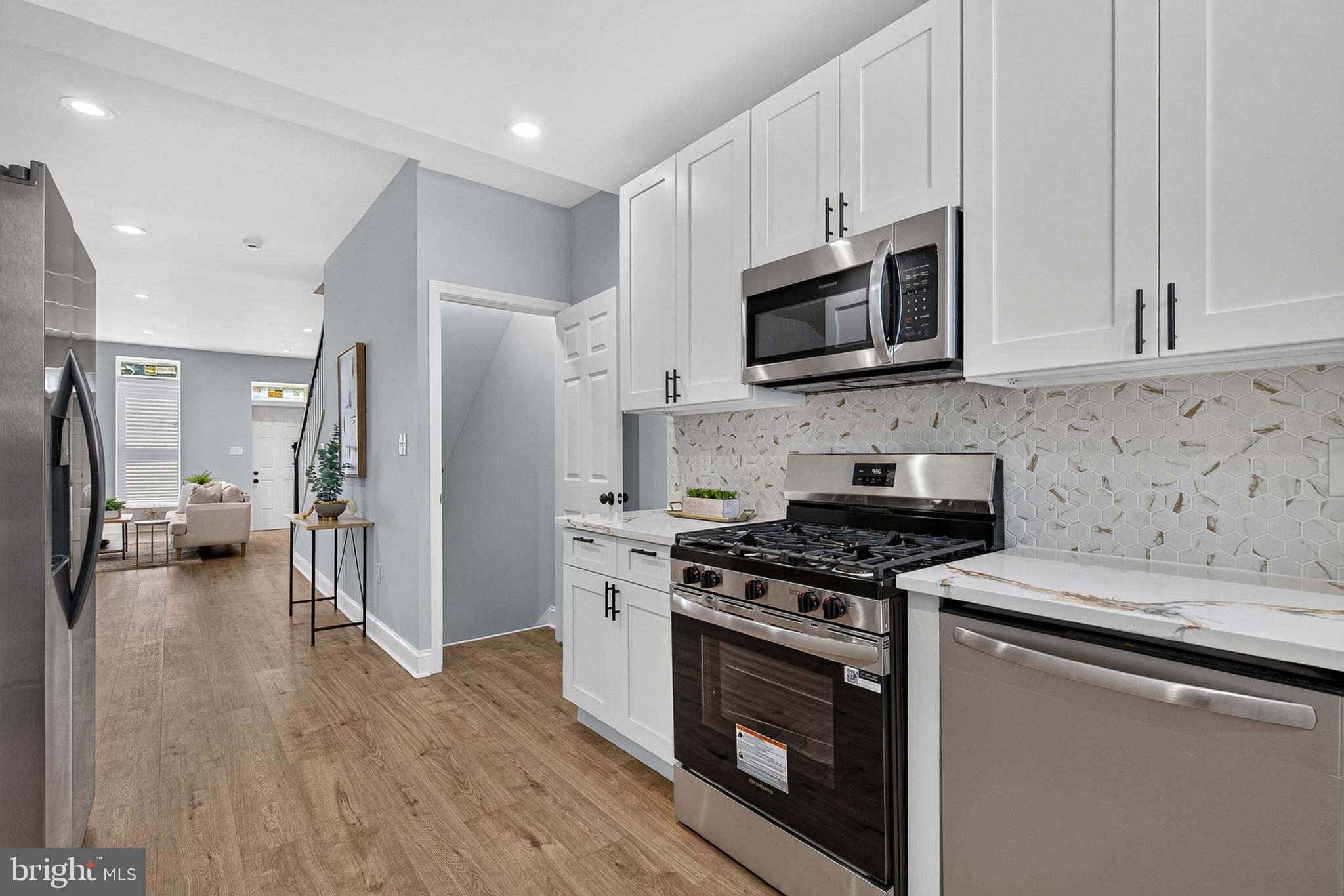 POPPLETON - Residential