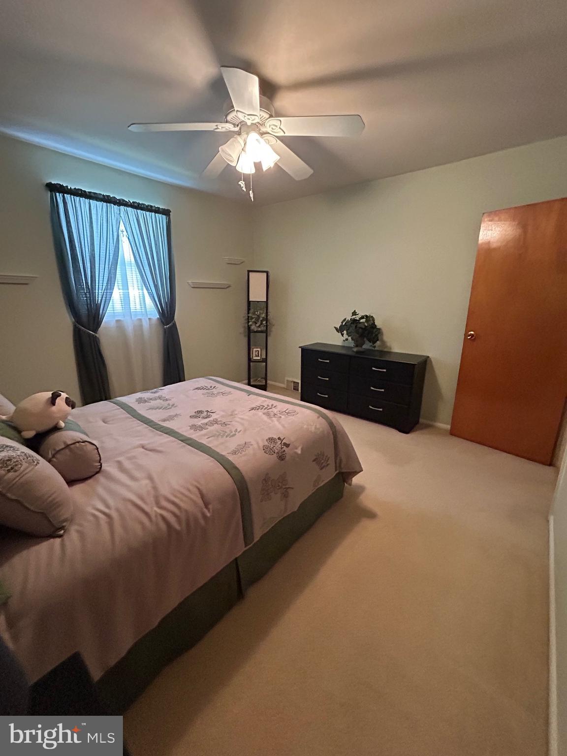 BUSTLETON - Residential