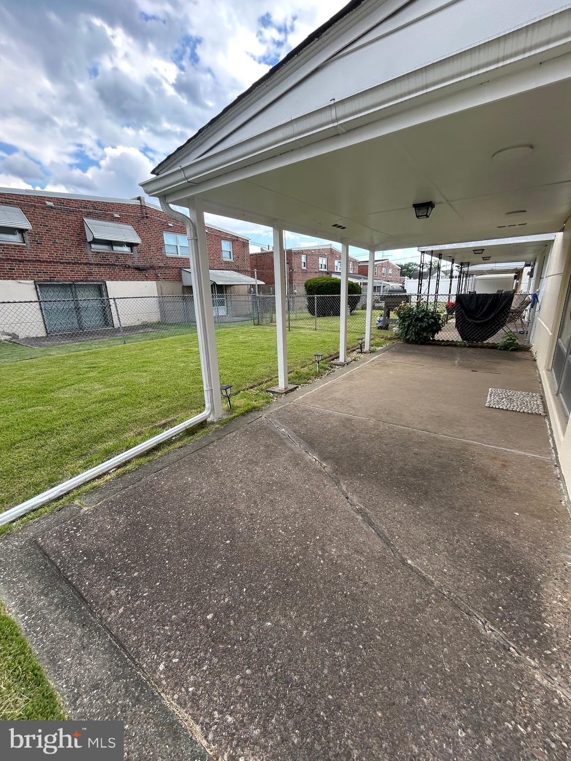 BUSTLETON - Residential