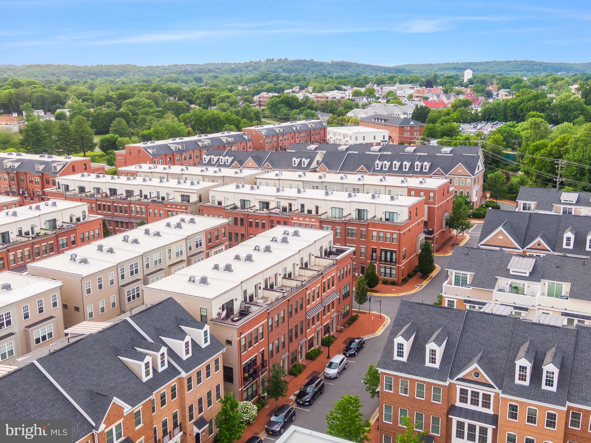 CRESCENT PLACE - Residential