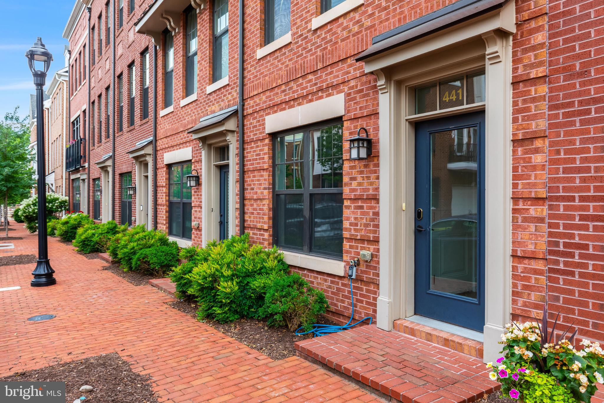 CRESCENT PLACE - Residential