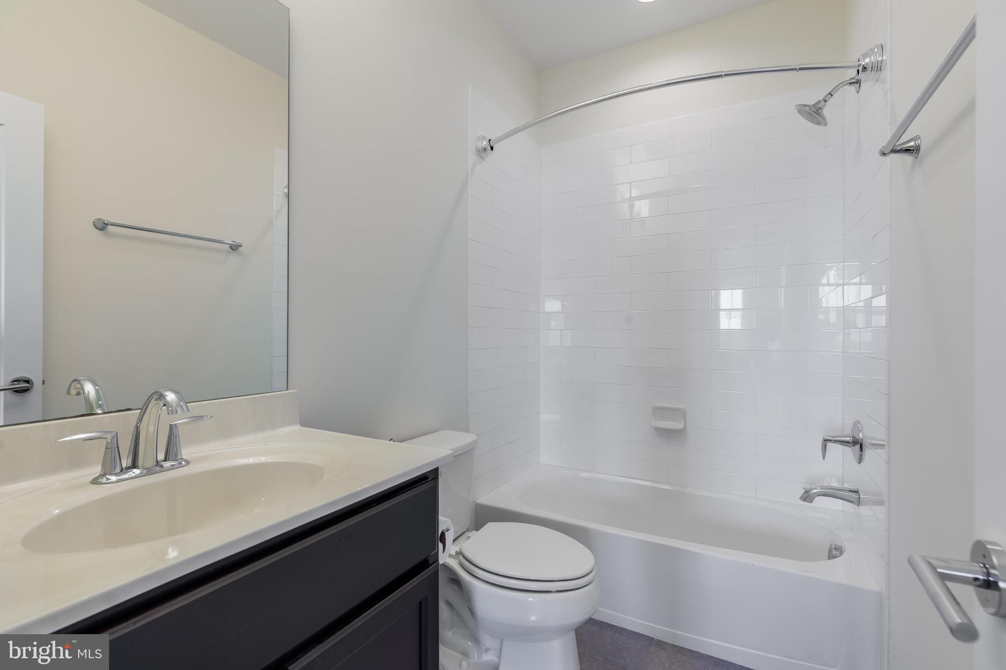 CRESCENT PLACE - Residential
