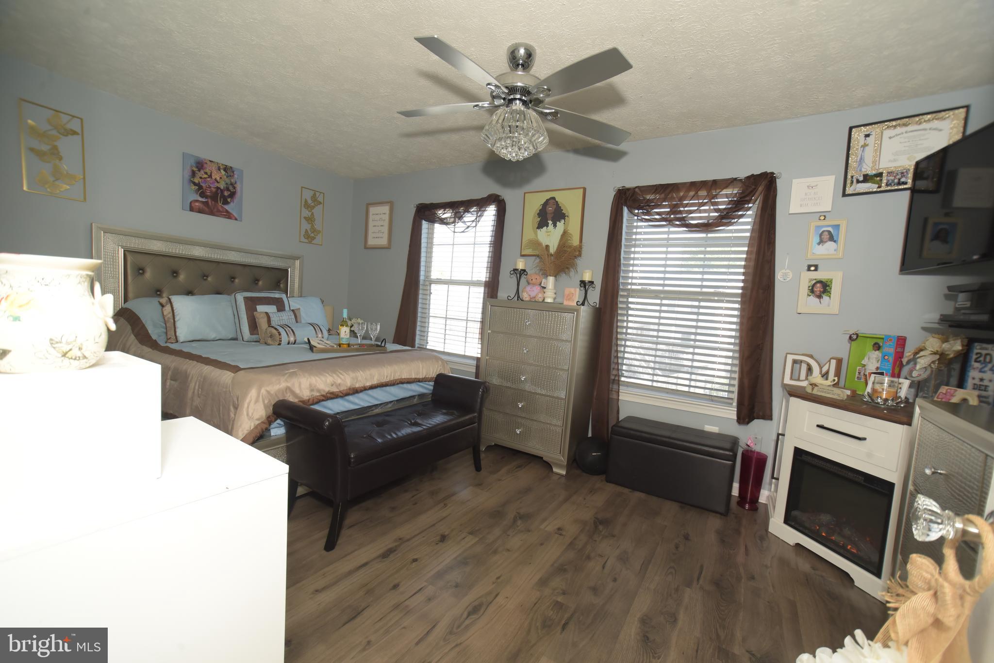 CARROLLWOOD - Residential