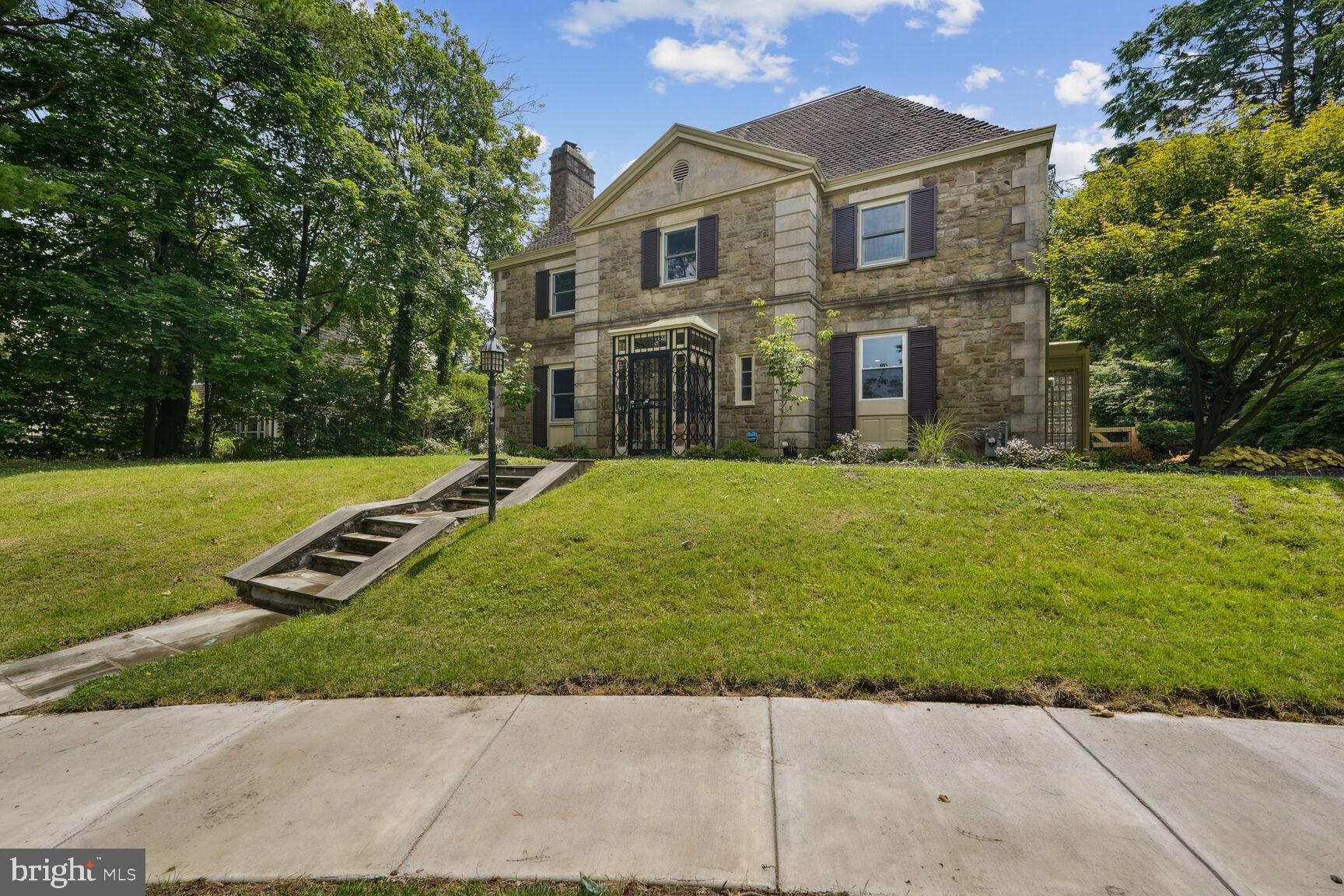 LATHAM PARK - Residential