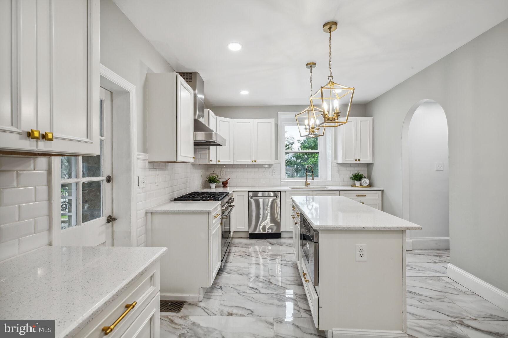 LATHAM PARK - Residential