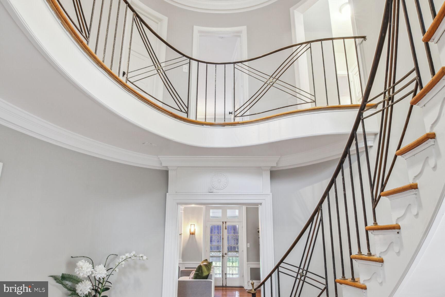 LATHAM PARK - Residential