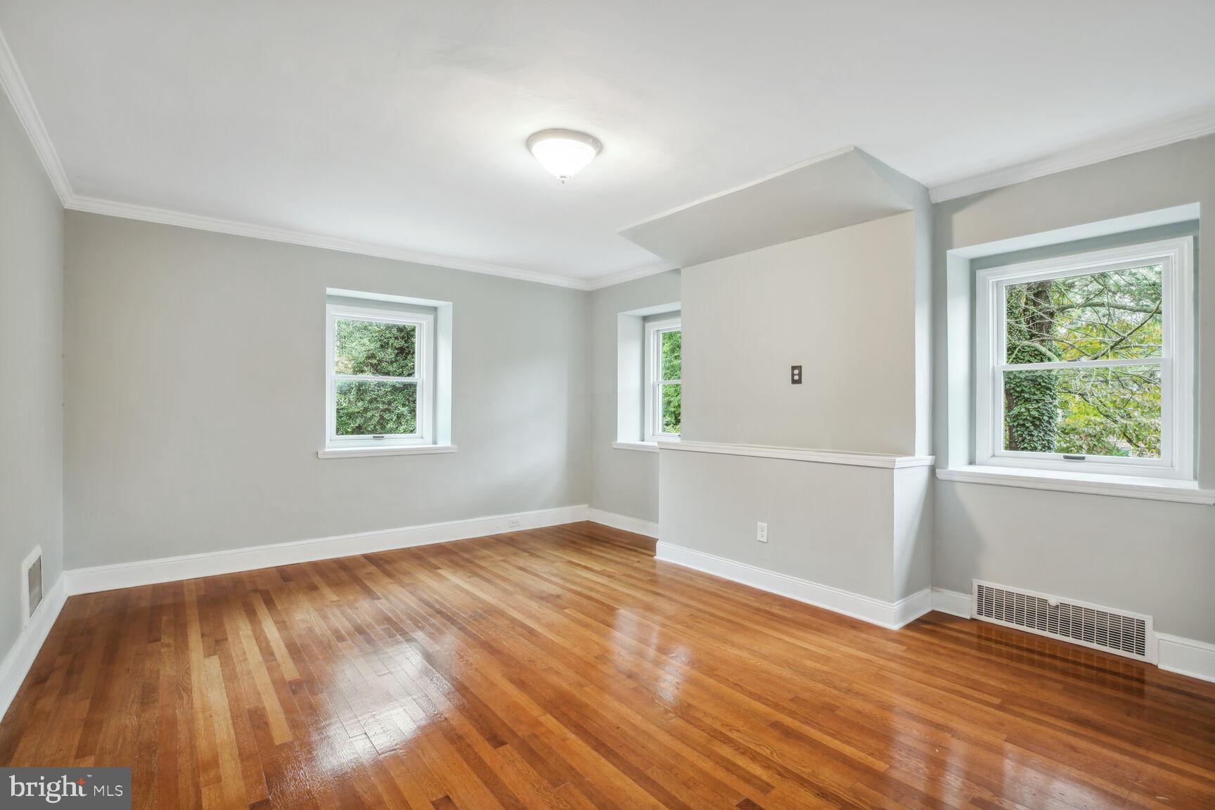 LATHAM PARK - Residential