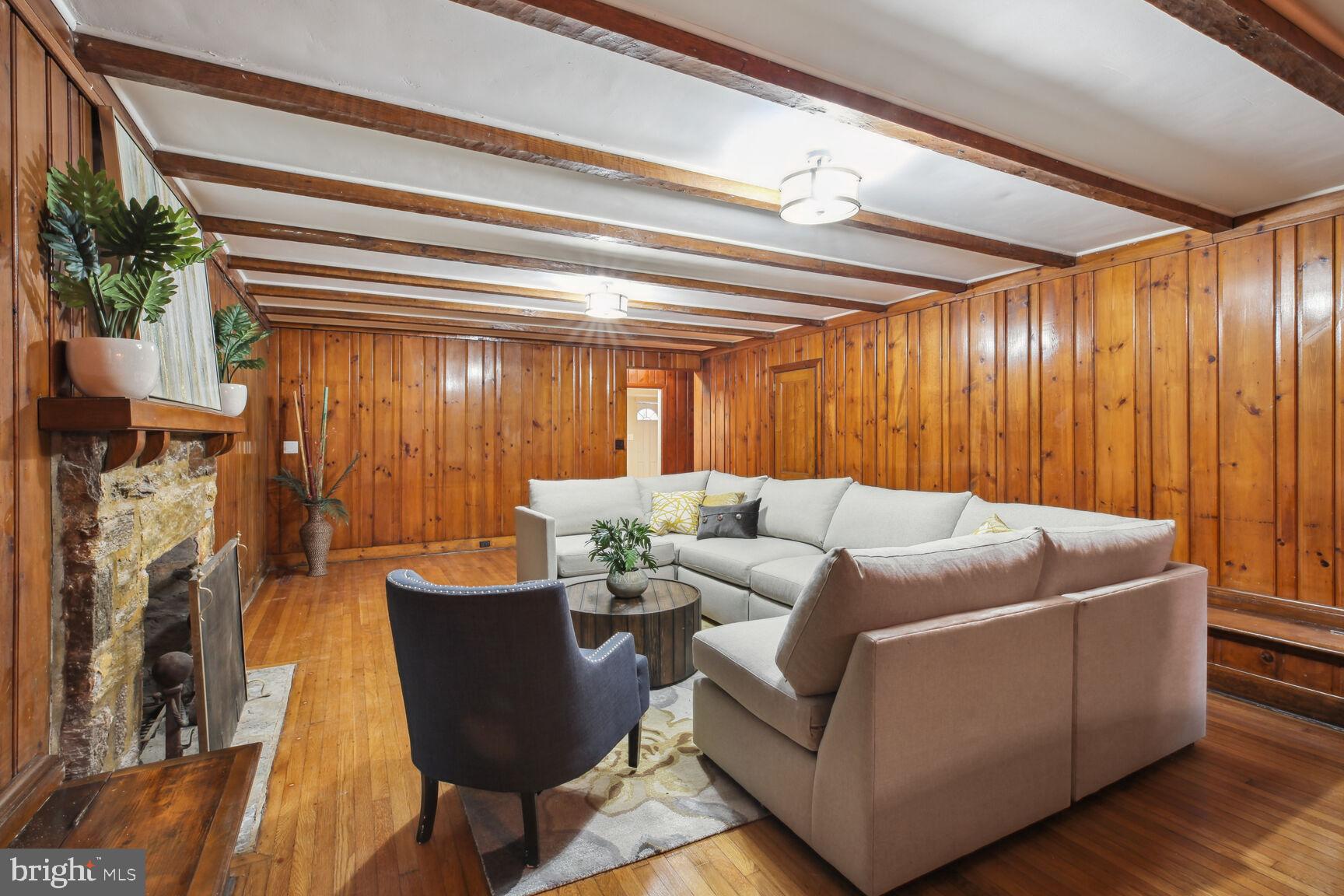 LATHAM PARK - Residential