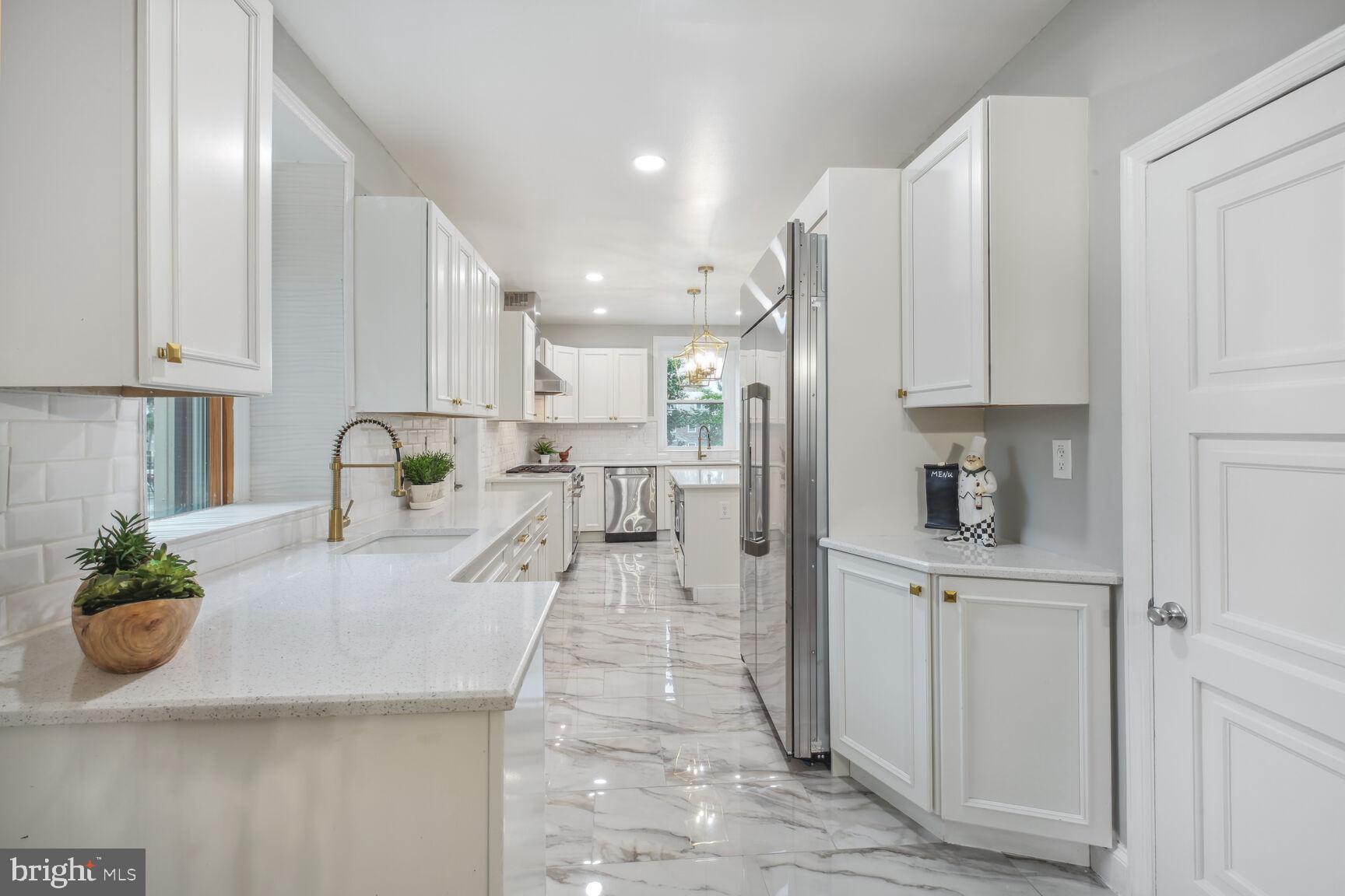 LATHAM PARK - Residential