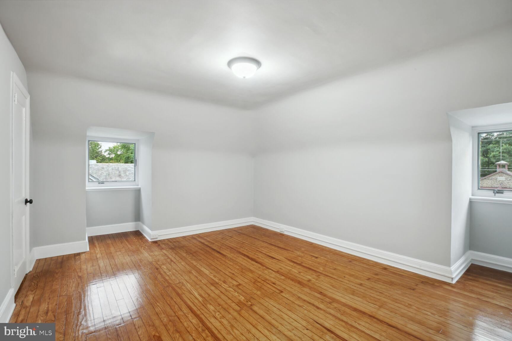 LATHAM PARK - Residential