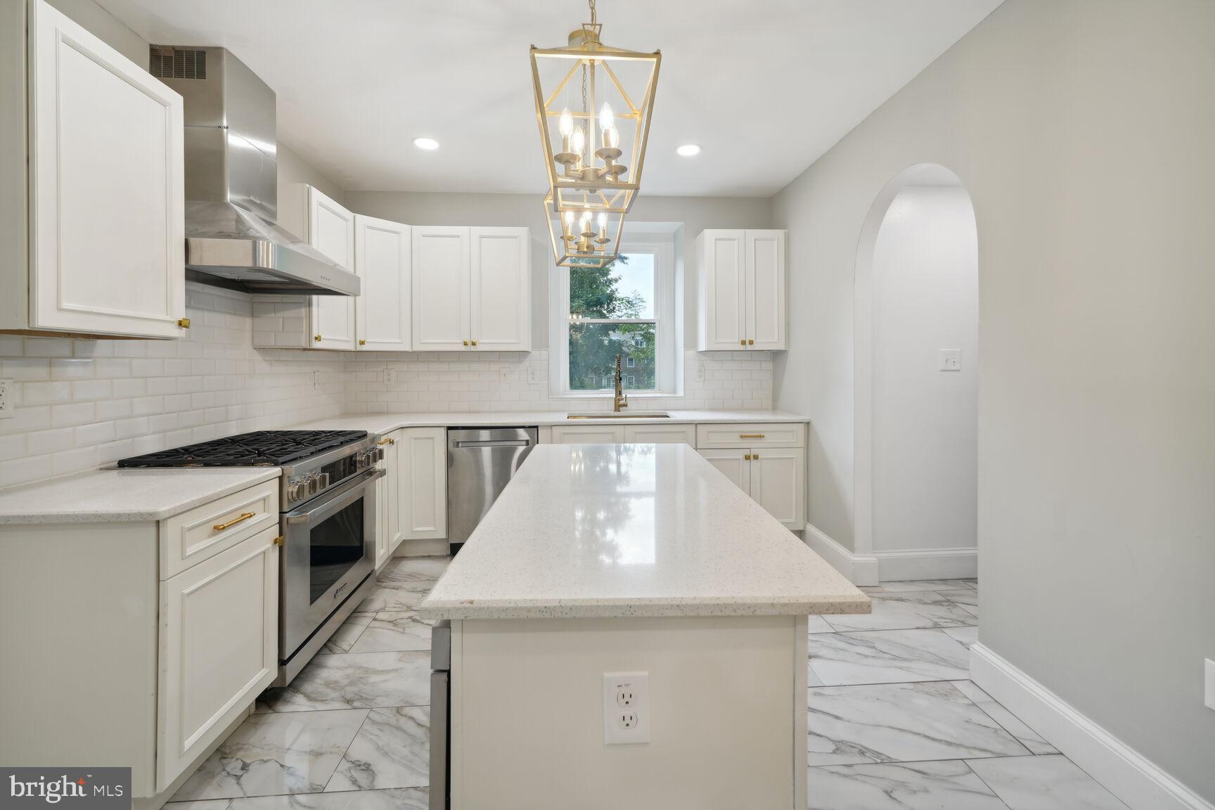 LATHAM PARK - Residential