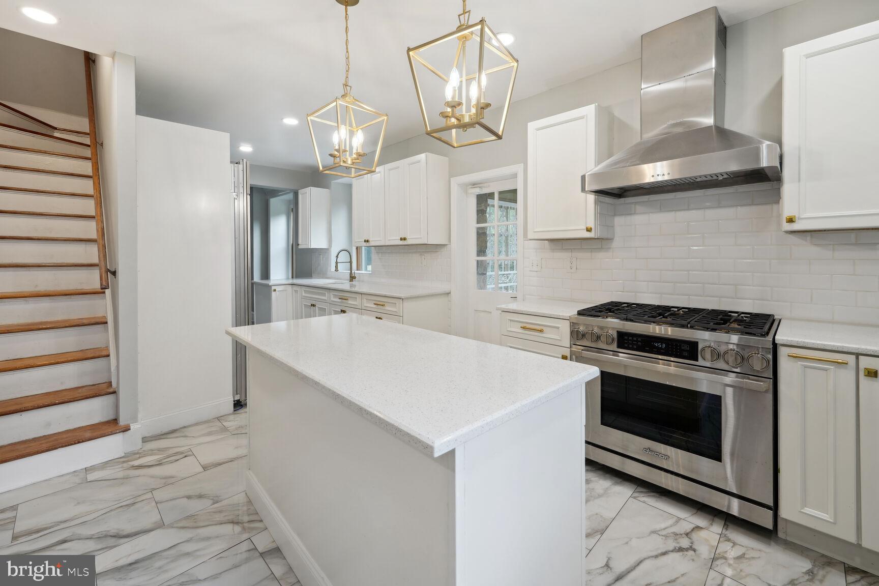 LATHAM PARK - Residential