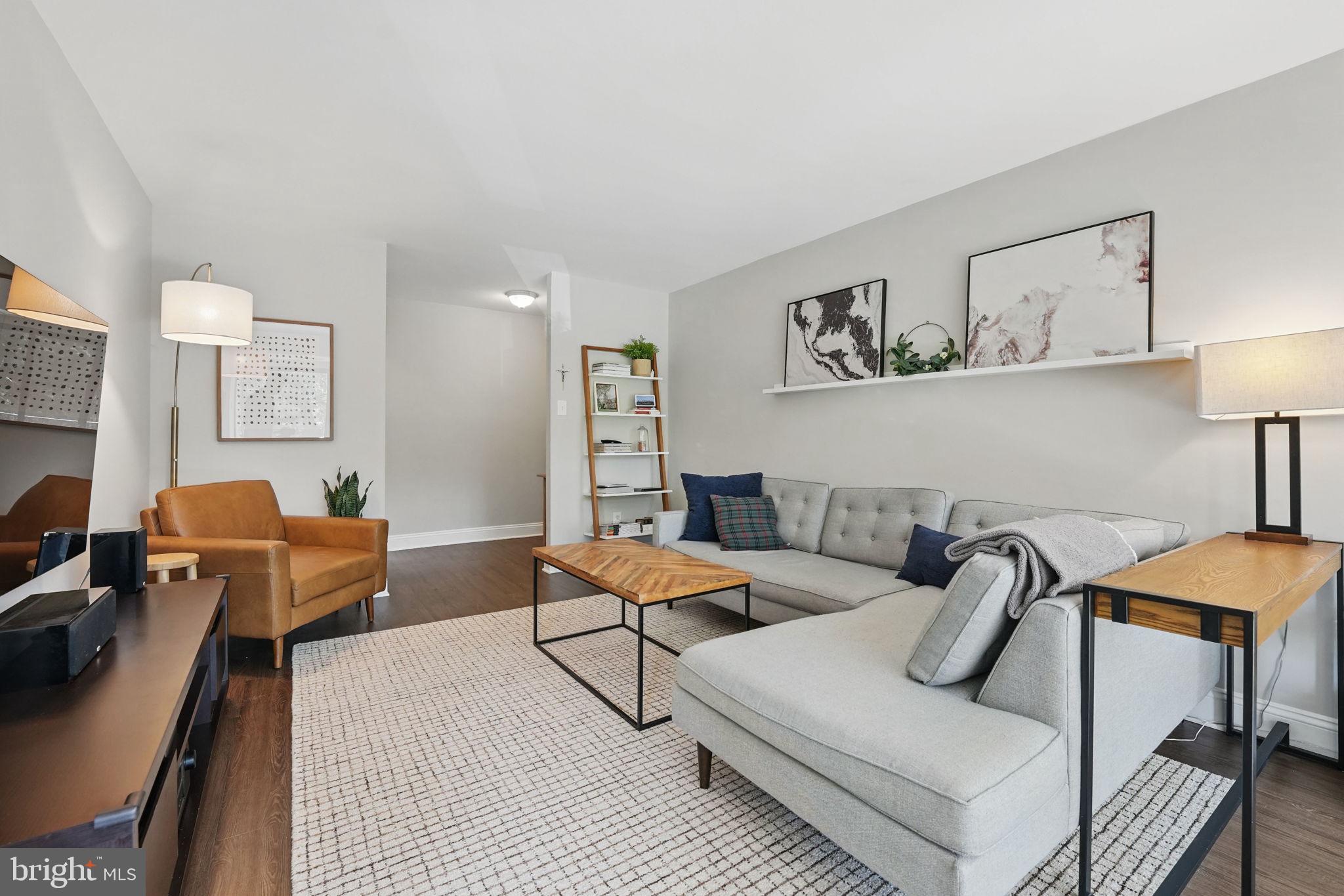 SOUTHGATE - Residential