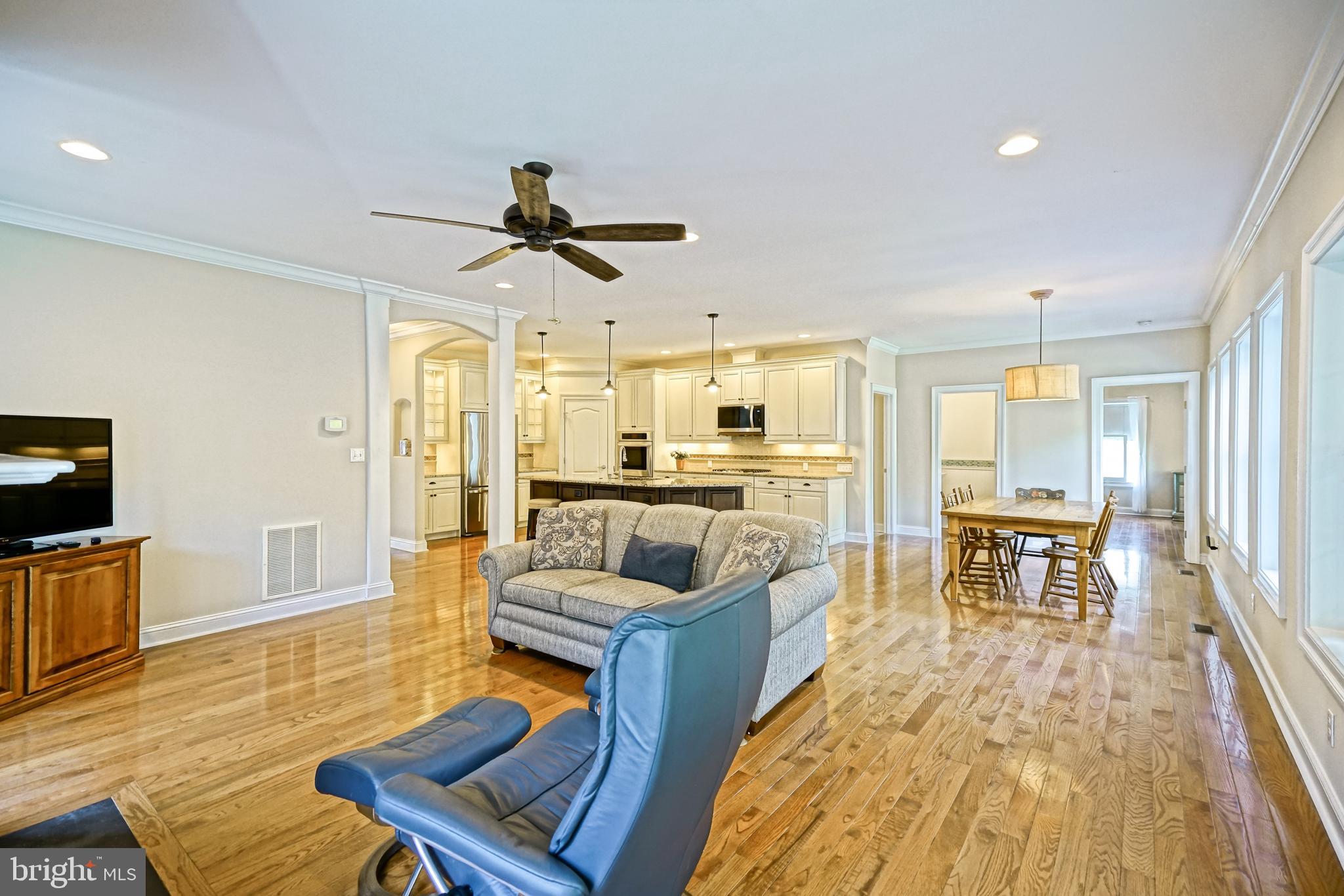 PILOTTOWN VILLAGE - Residential
