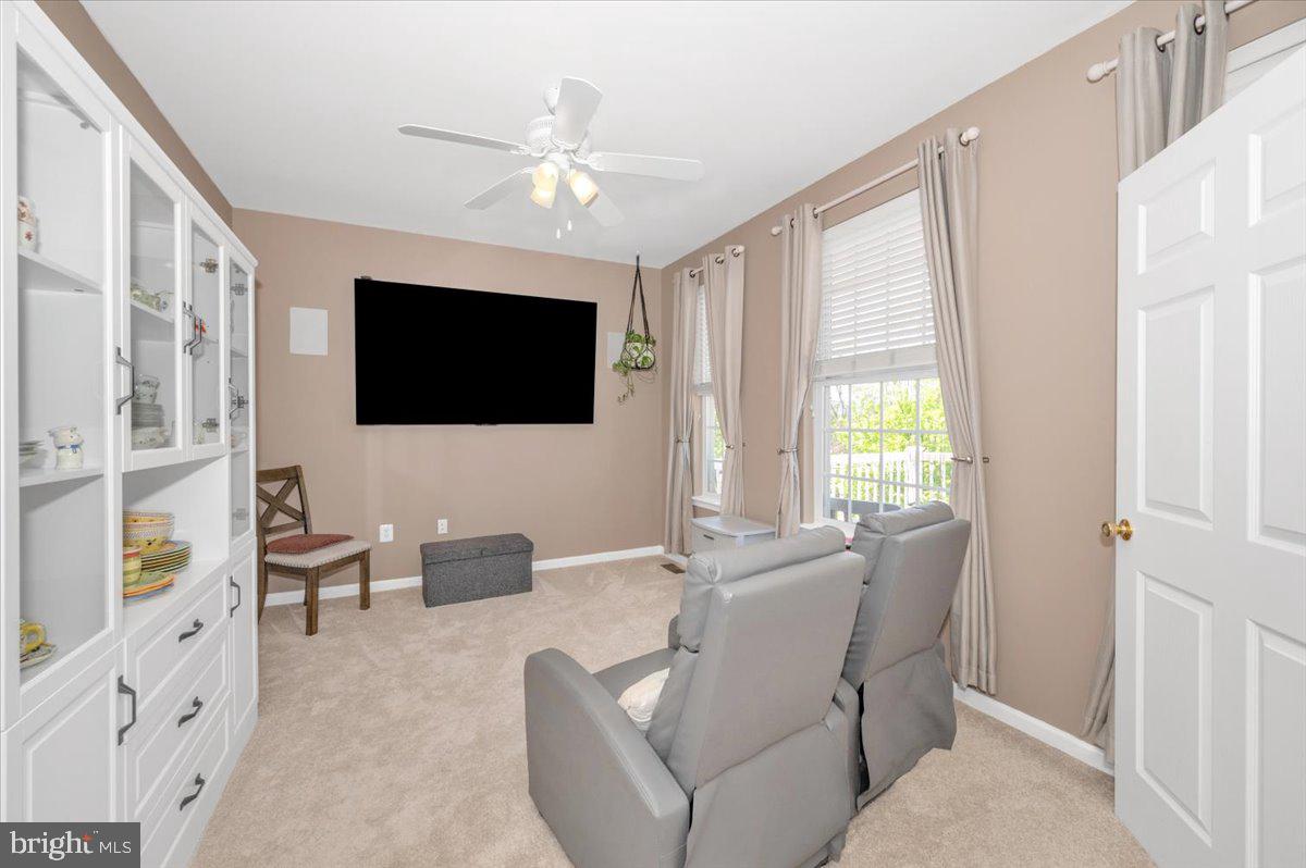 MANOR RIDGE - Residential