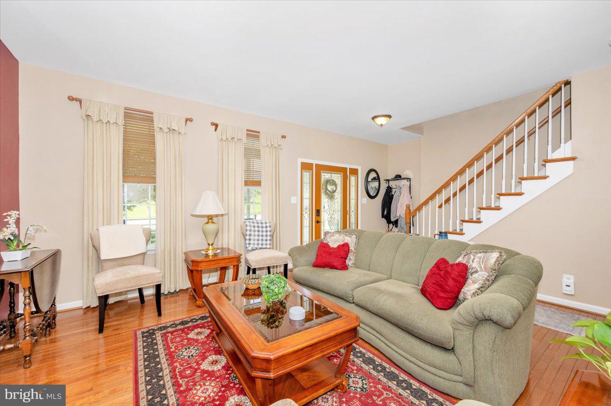 MANOR RIDGE - Residential