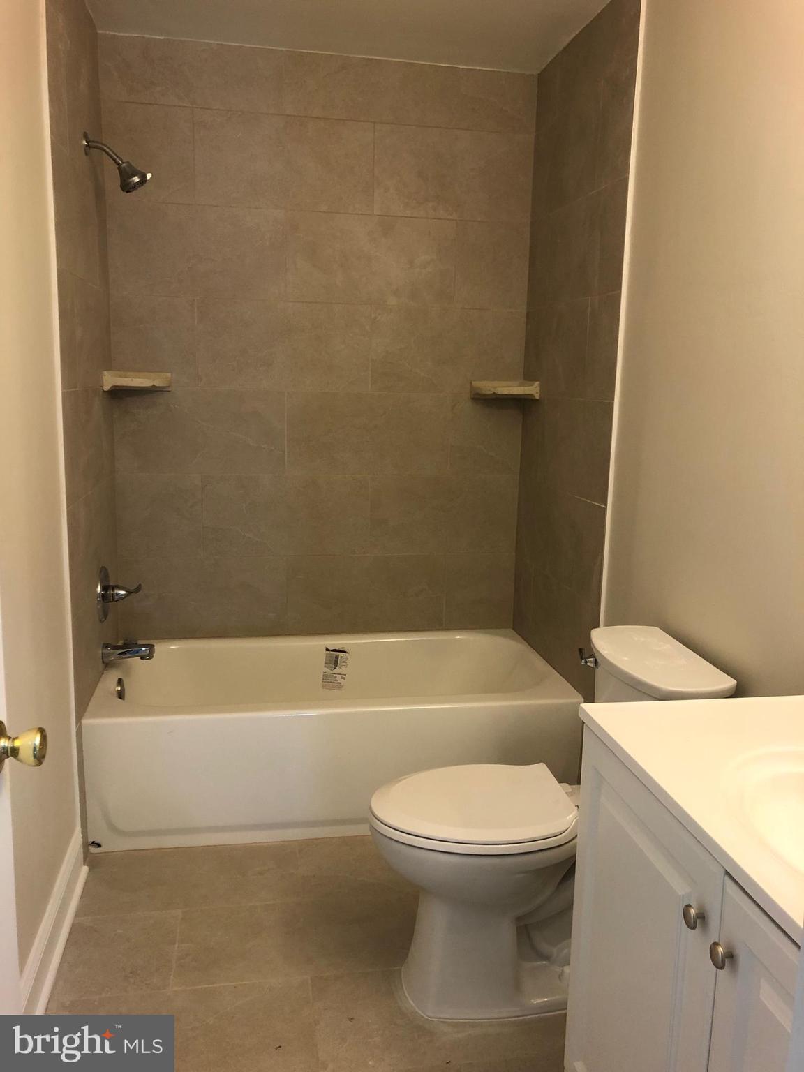 BROOKSIDE - Residential