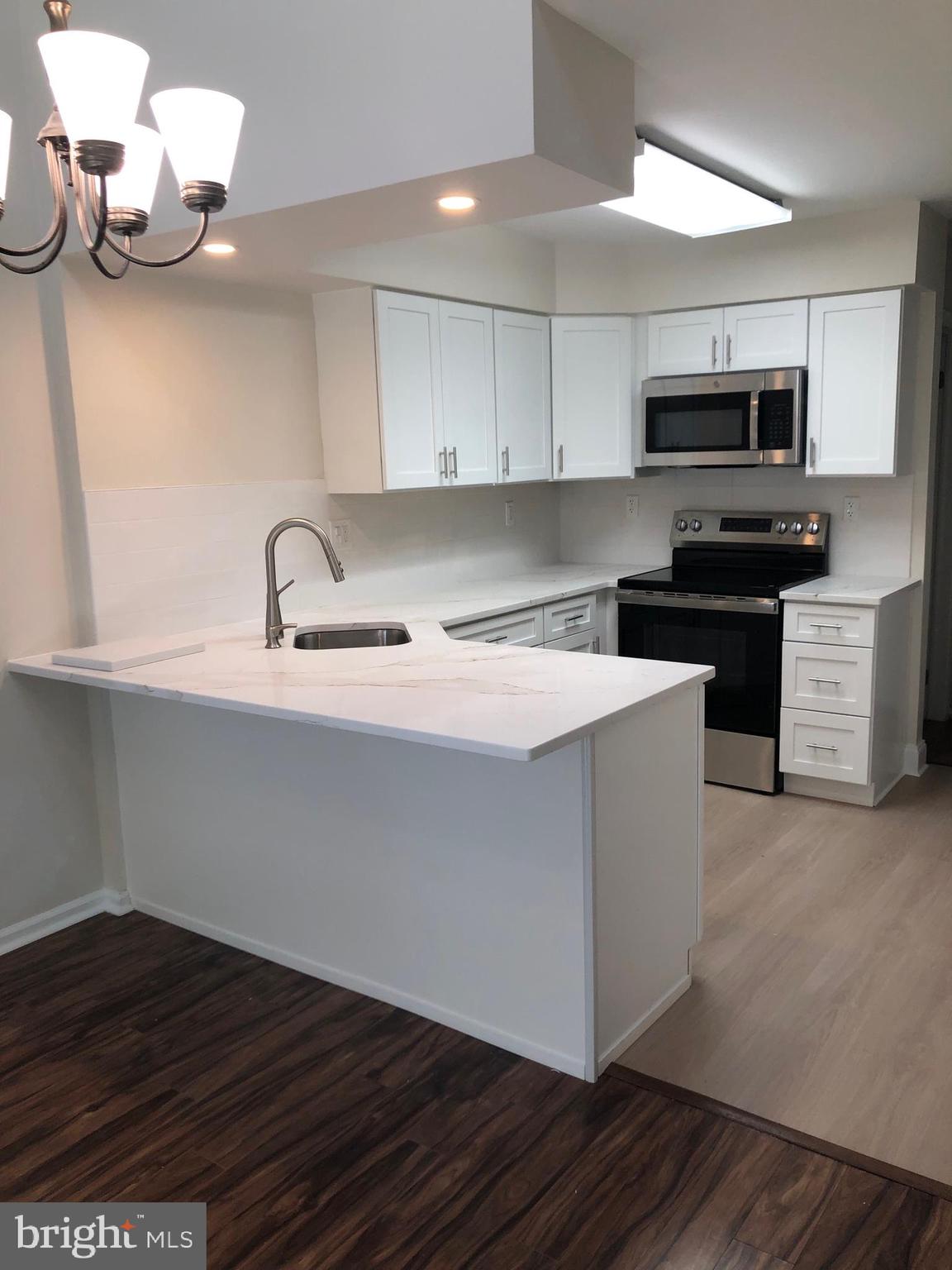 BROOKSIDE - Residential